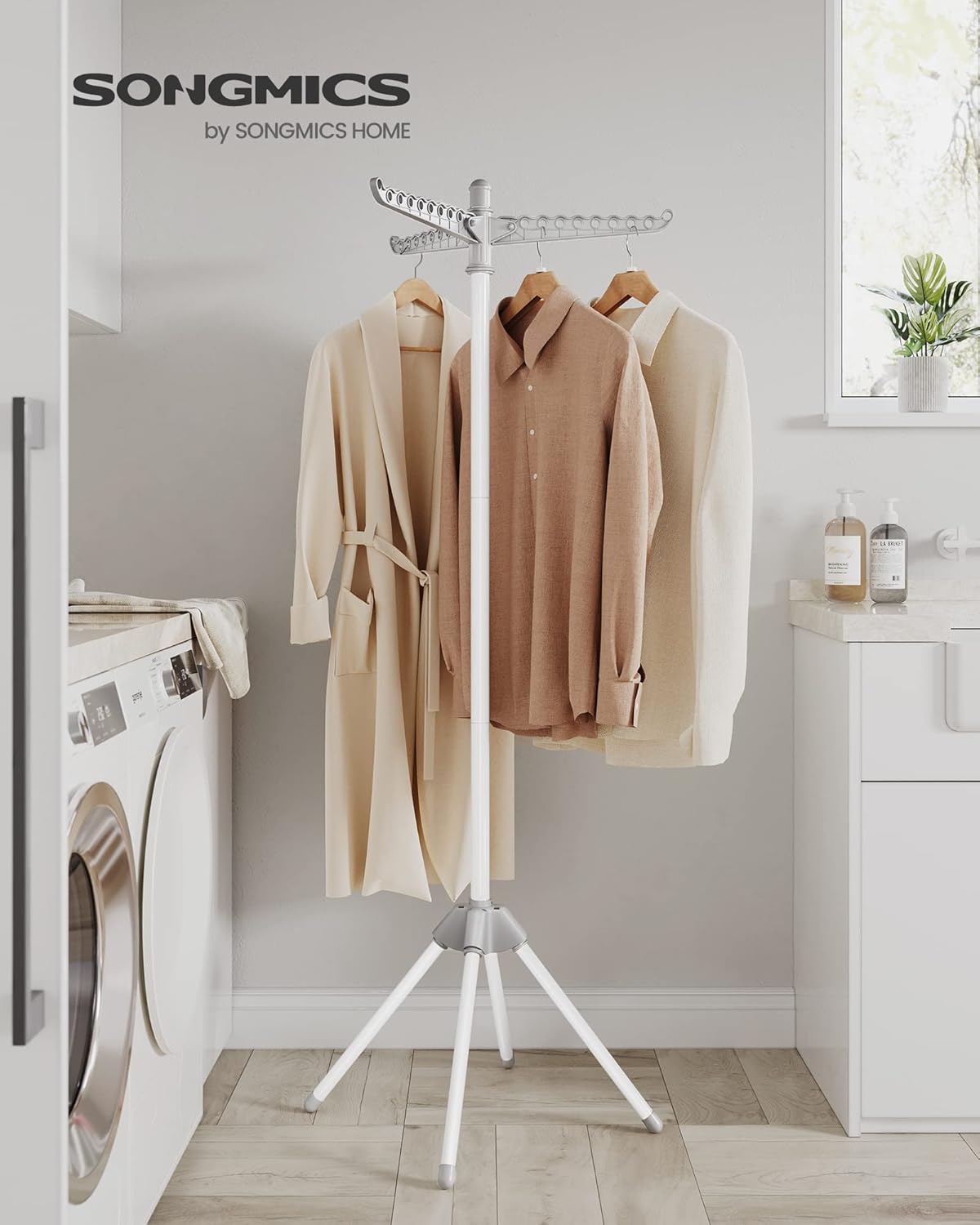 Detalle de SONGMICS Clothes Airer LLR510G01 with 3 Rotatable Arms (27 hangers capacity), foldable indoor drying rack