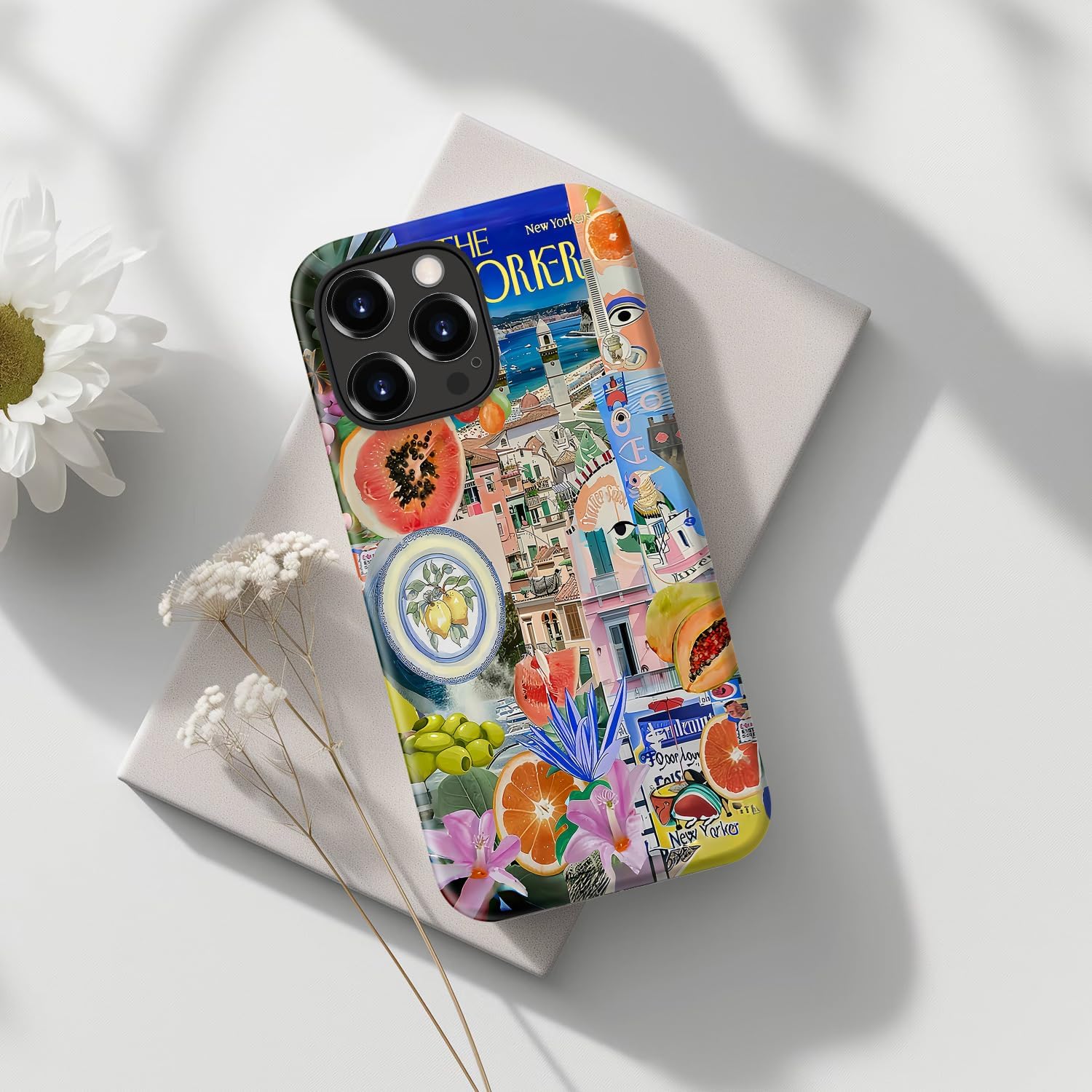 Detalle de DorisMax iPhone 14 Pro Max Case with Wildflower Print and Dual-Layer Design
