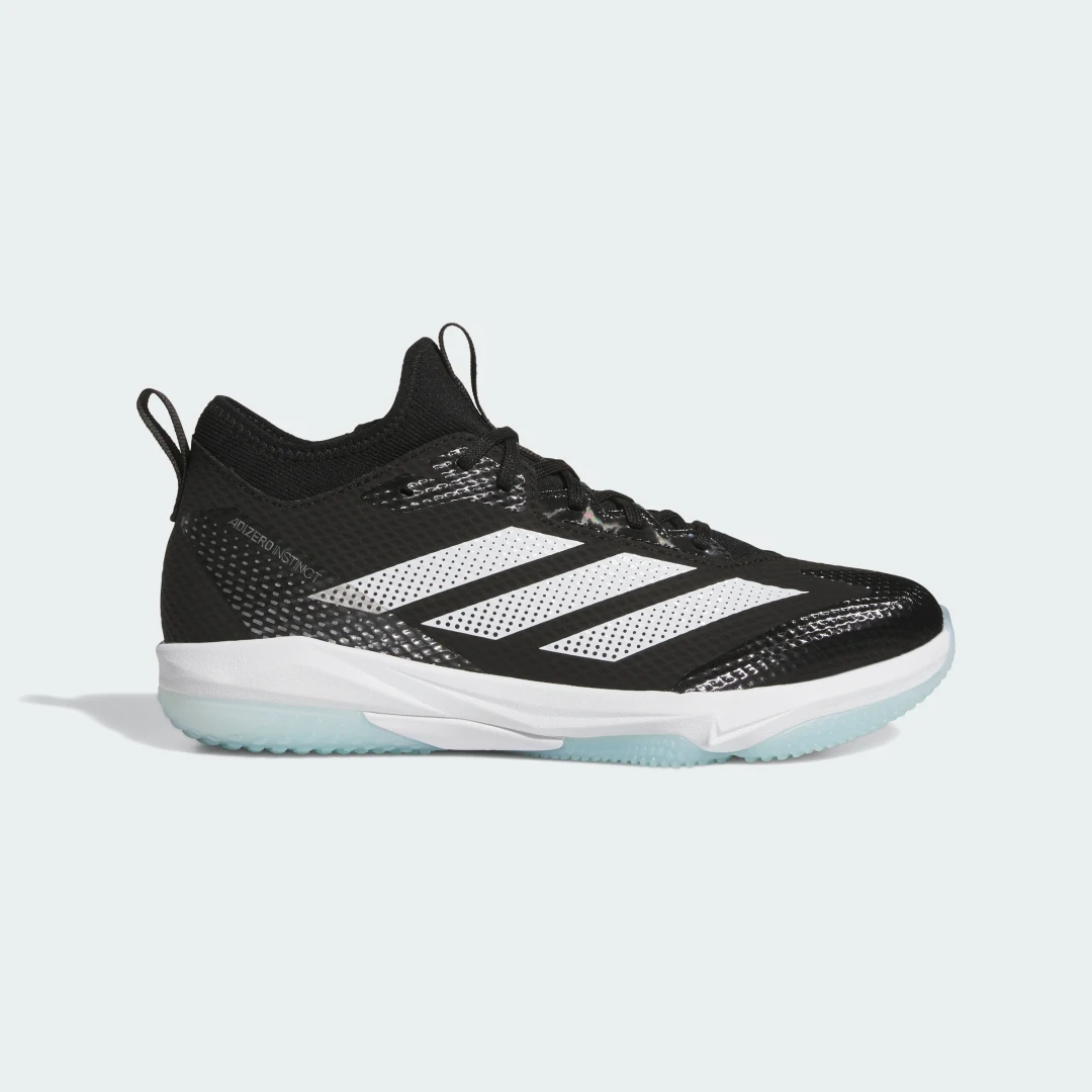 Detalle de Adizero Instinct Moqueta 2.0 de Adidas: zancada clara para interiores