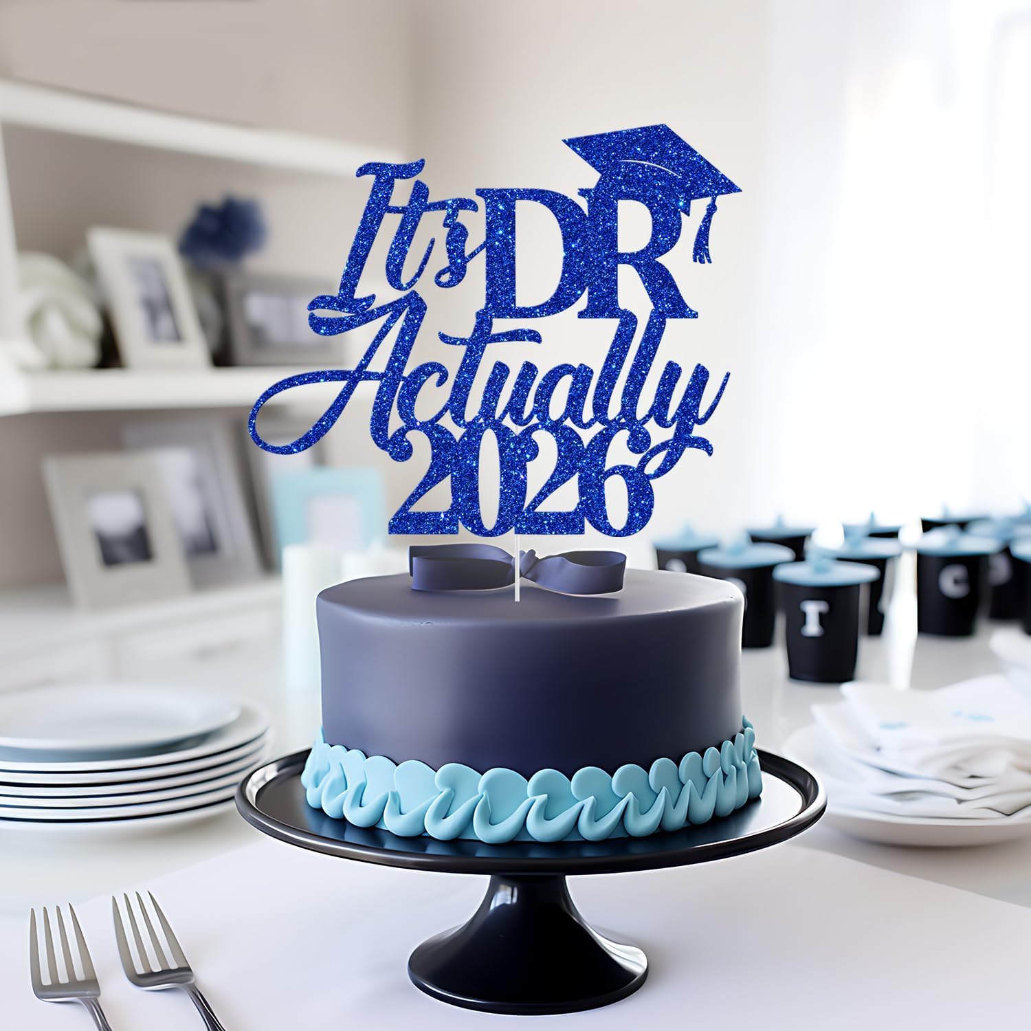 Thumbnail 2 de Graduation Cake Topper, 2026