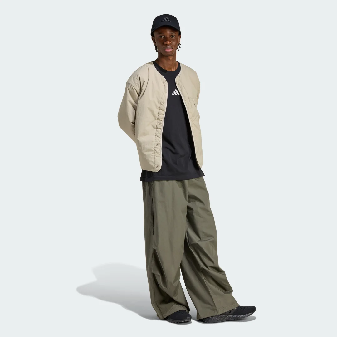 Detalle de CHAQUETA ALL SZN LINER de Adidas: guía de decisión