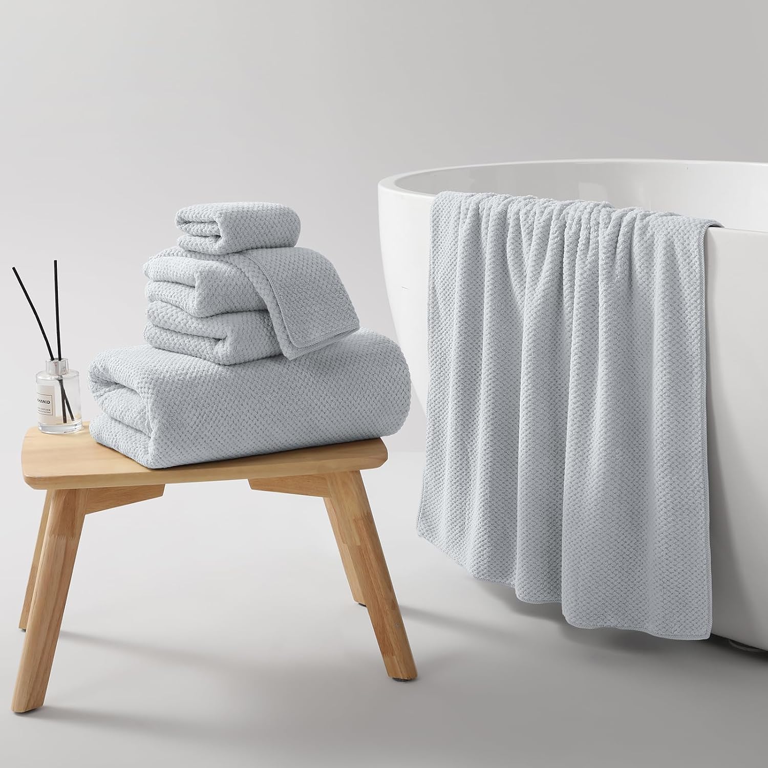 Detalle 2 de REDKISS 6-Piece Microfiber Towel Set, Gray, 2 Bath, 2 Hand, 2 Washcloths