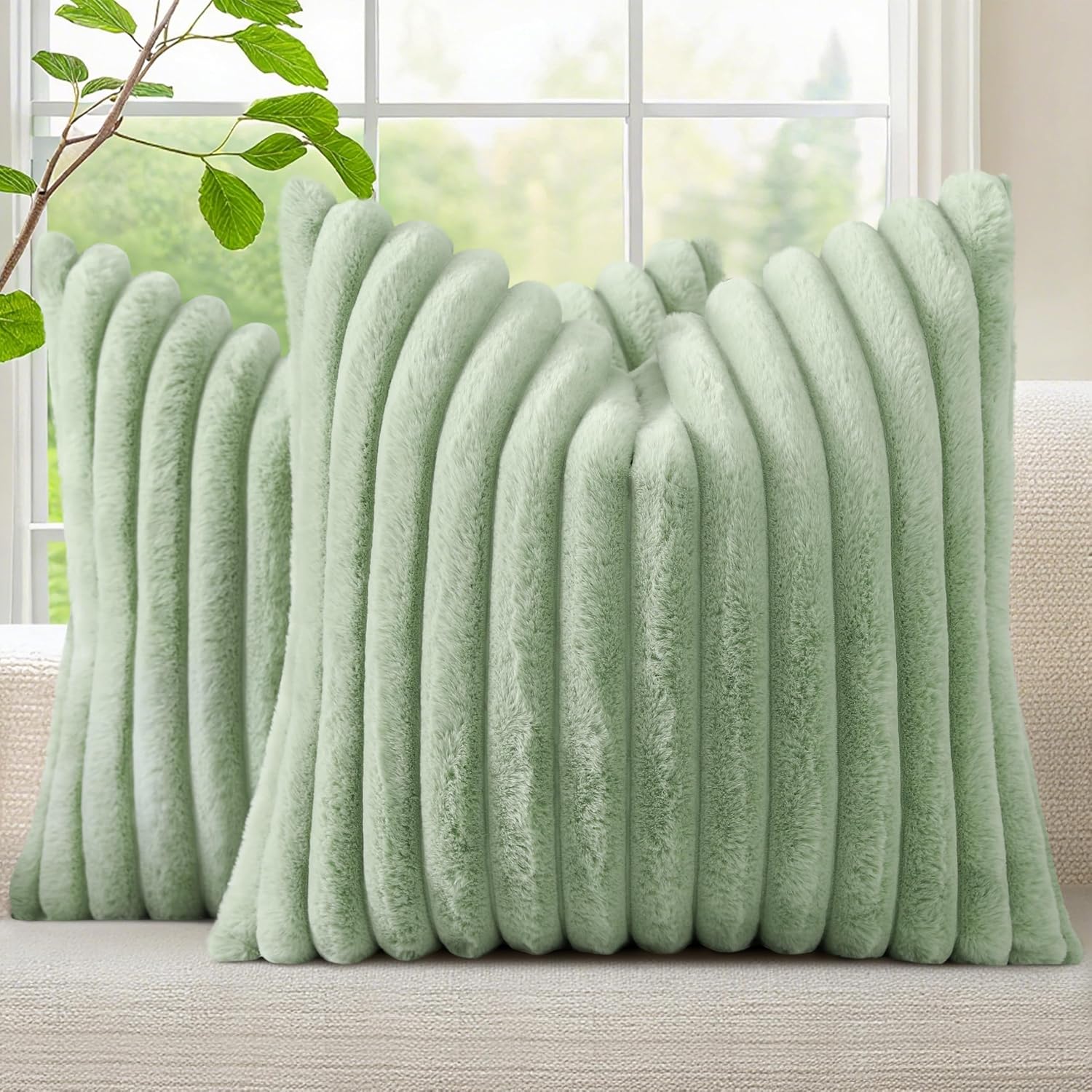 Detalle de decorUhome Fall Faux Fur Throw Pillow Covers, 16x16, Set of 2, Sage Green