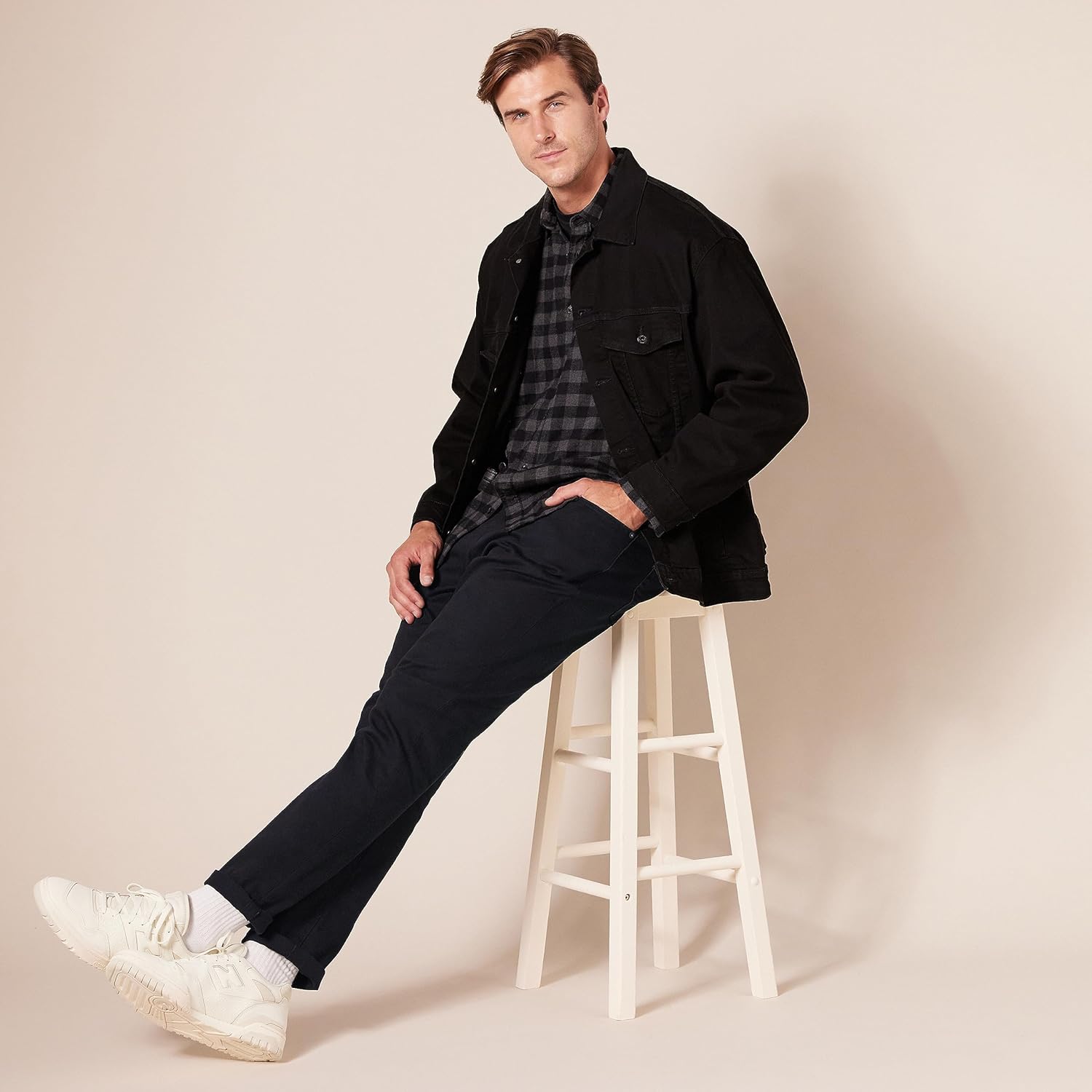 Thumbnail 6 de Amazon Essentials Men's Skinny-Fit Stretch Jeans - Discontinued Colours
