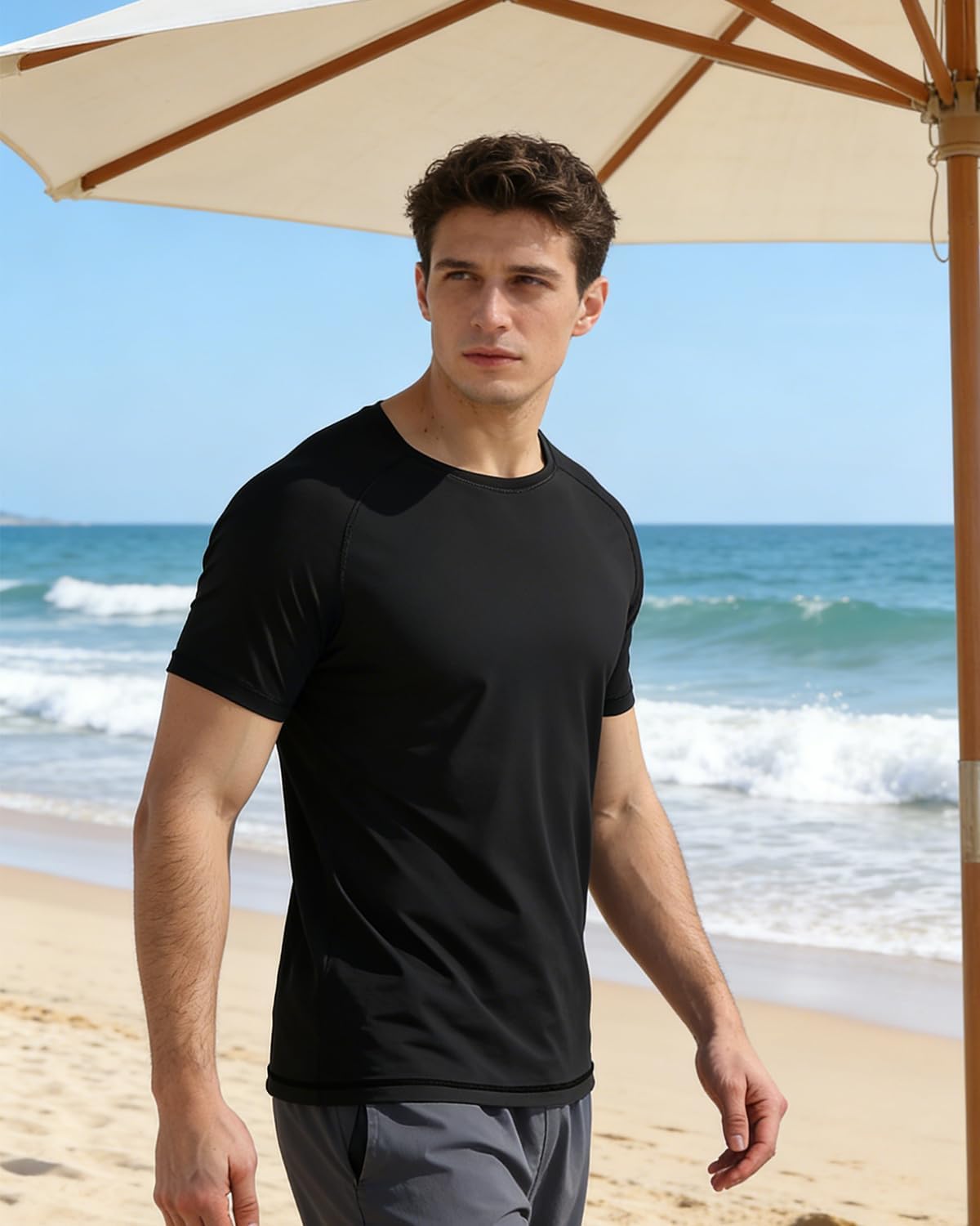 Detalle de VAYAGER Herren-Rash Guard UPF 50+ Kurzarm – Schnelltrocknend, lockere Passform