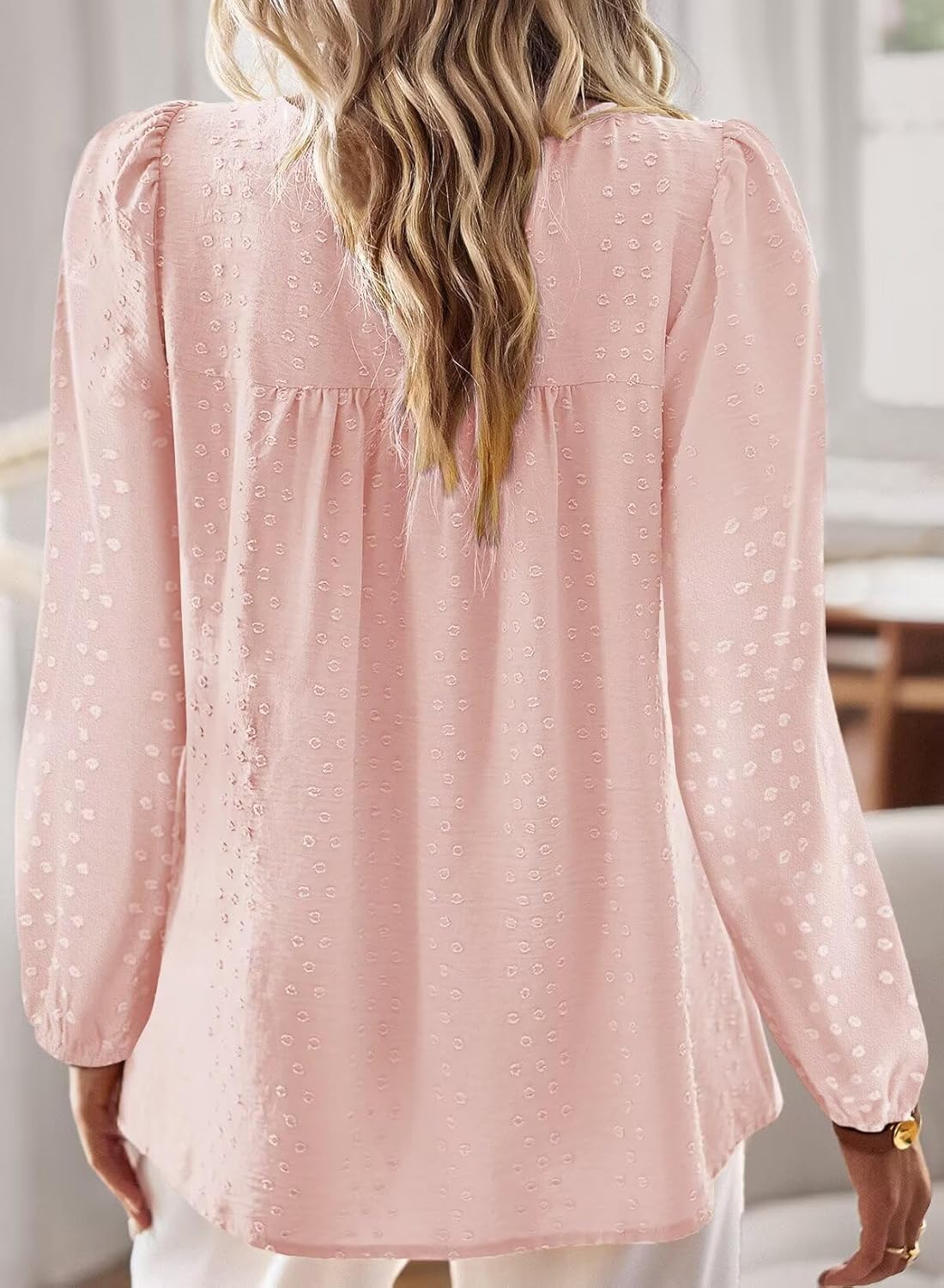 Detalle de TUUHAW Women’s Boho Crochet Lace Round Neck Long Sleeve Top
