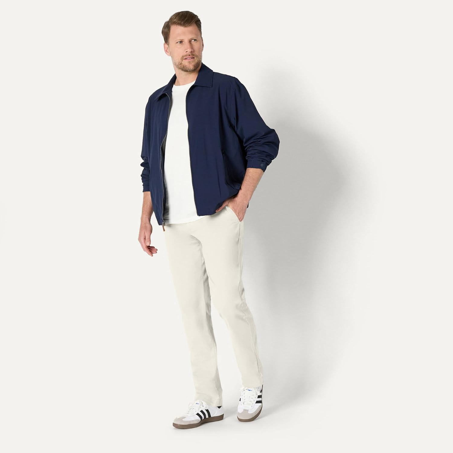 Thumbnail 2 de Amazon Essentials Men’s Athletic Fit Casual Stretch Chino Work Trousers (Big & Tall available)