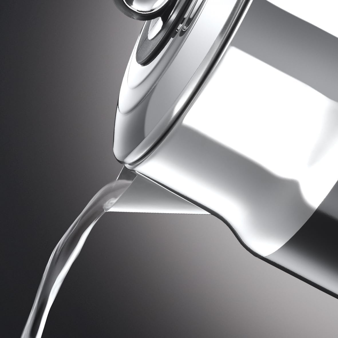 Detalle 2 de Russell Hobbs Teekocher/Wasserkocher 21671-70 Retro Schwarz & polierter Edelstahl (1,7 l, 2.400 W)