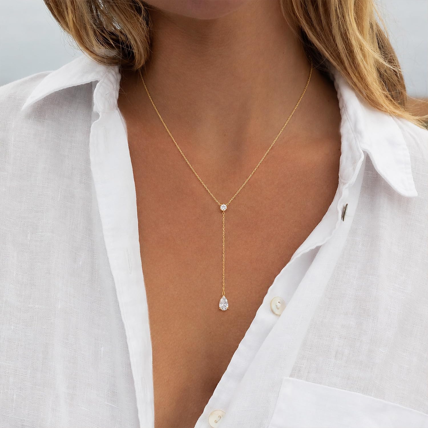 Detalle de Patwes Lariat Necklace, 14K Gold-Plated