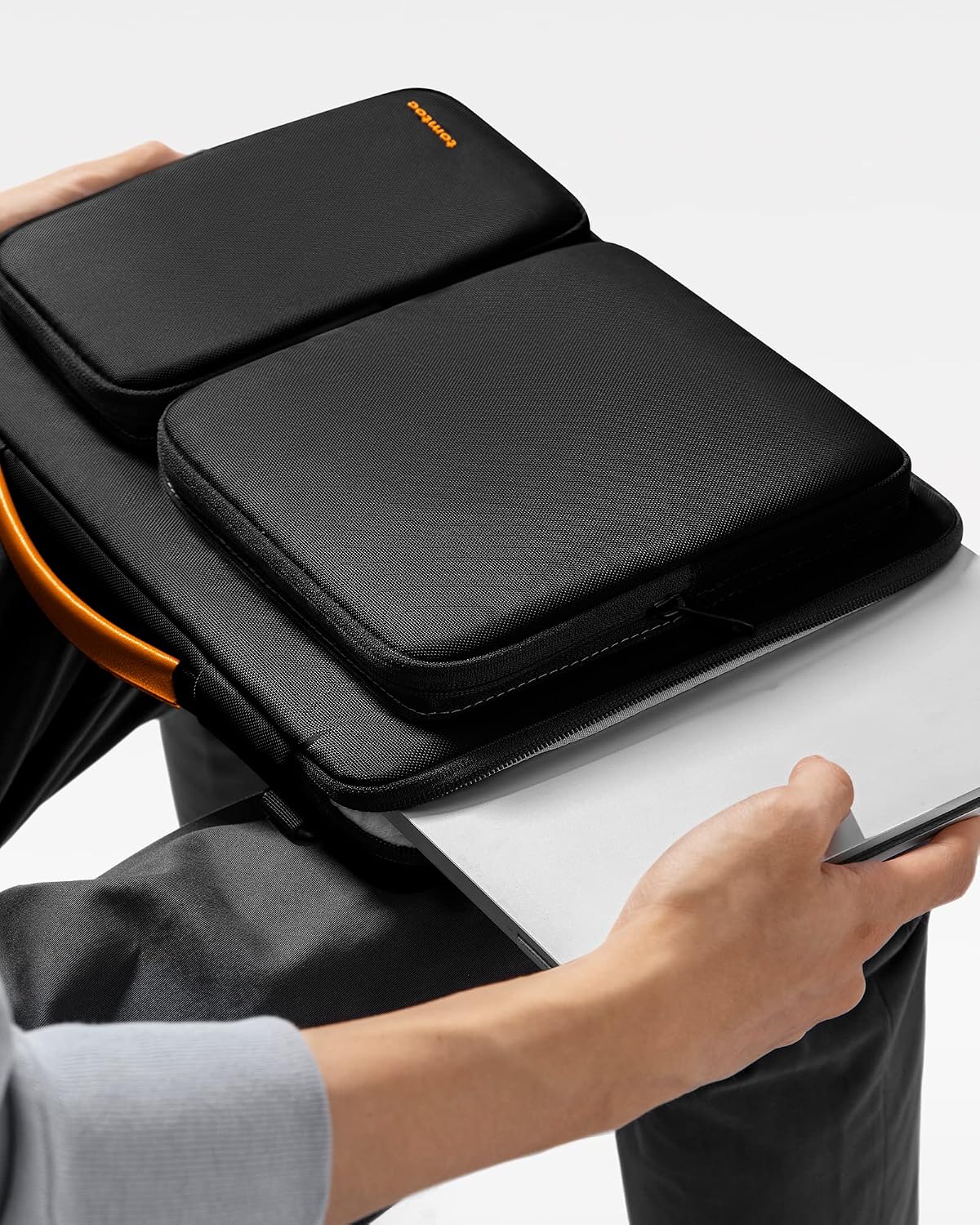 Detalle 2 de tomtoc Laptoptasche 15,6 Zoll 360° Schutz
