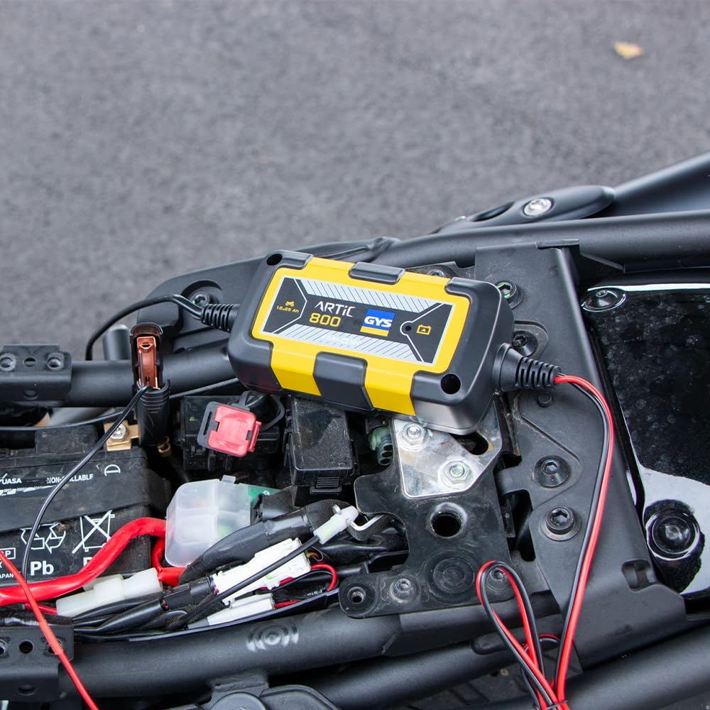 Thumbnail 5 de GYS Artic 800 – chargeur inverter pour batterie, avec pinces et cosses