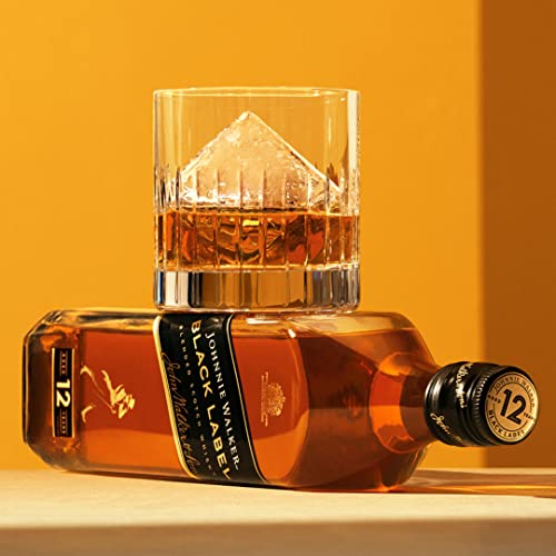 Detalle de Johnnie Walker Black Label 12 años — Whisky escocés blended 700 ml