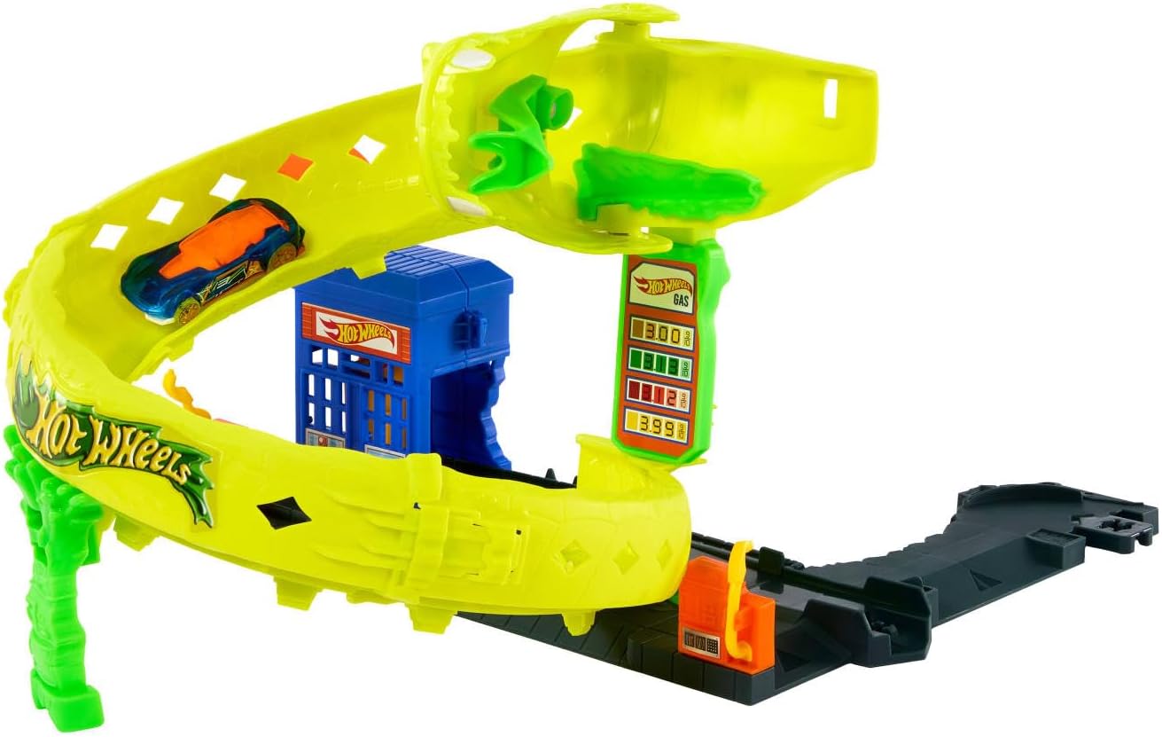 Detalle 2 de Hot Wheels JBM63 Snake Gas Station Playset with 1:64 Car and Corkscrew Loop