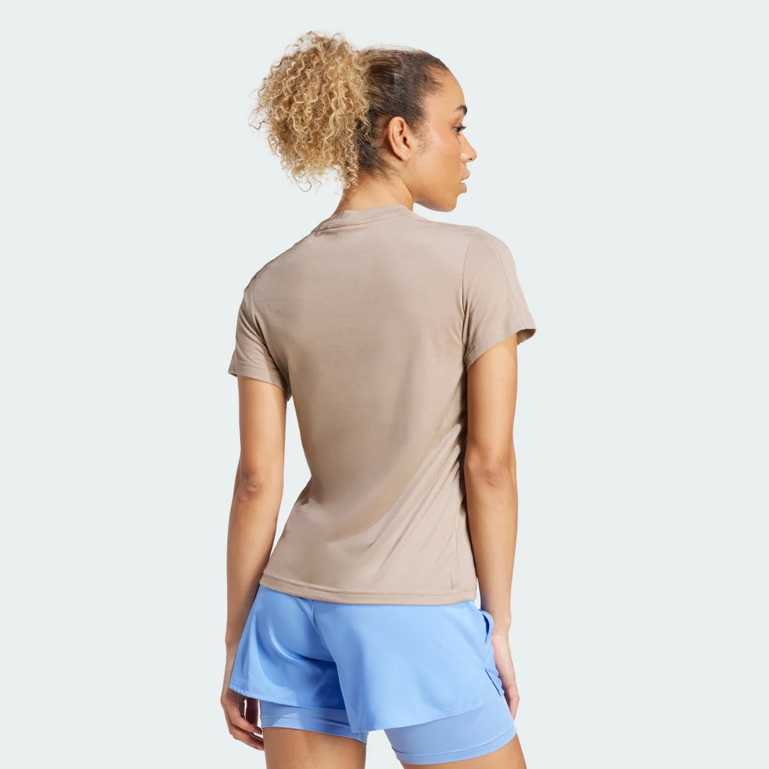 Detalle 2 de Camiseta cuello redondo AEROREADY Train Essentials Minimal Branding – Adidas