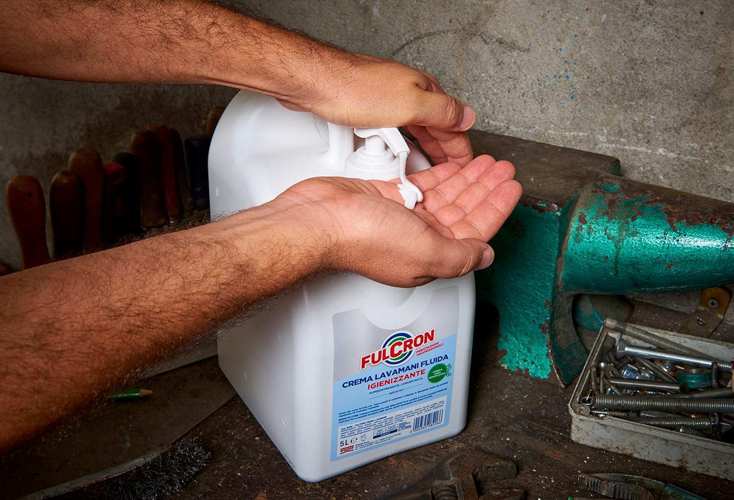 Thumbnail 3 de Fulcron 8206 Crema Lavamani Fluida Igienizzante 5 L – Bianco