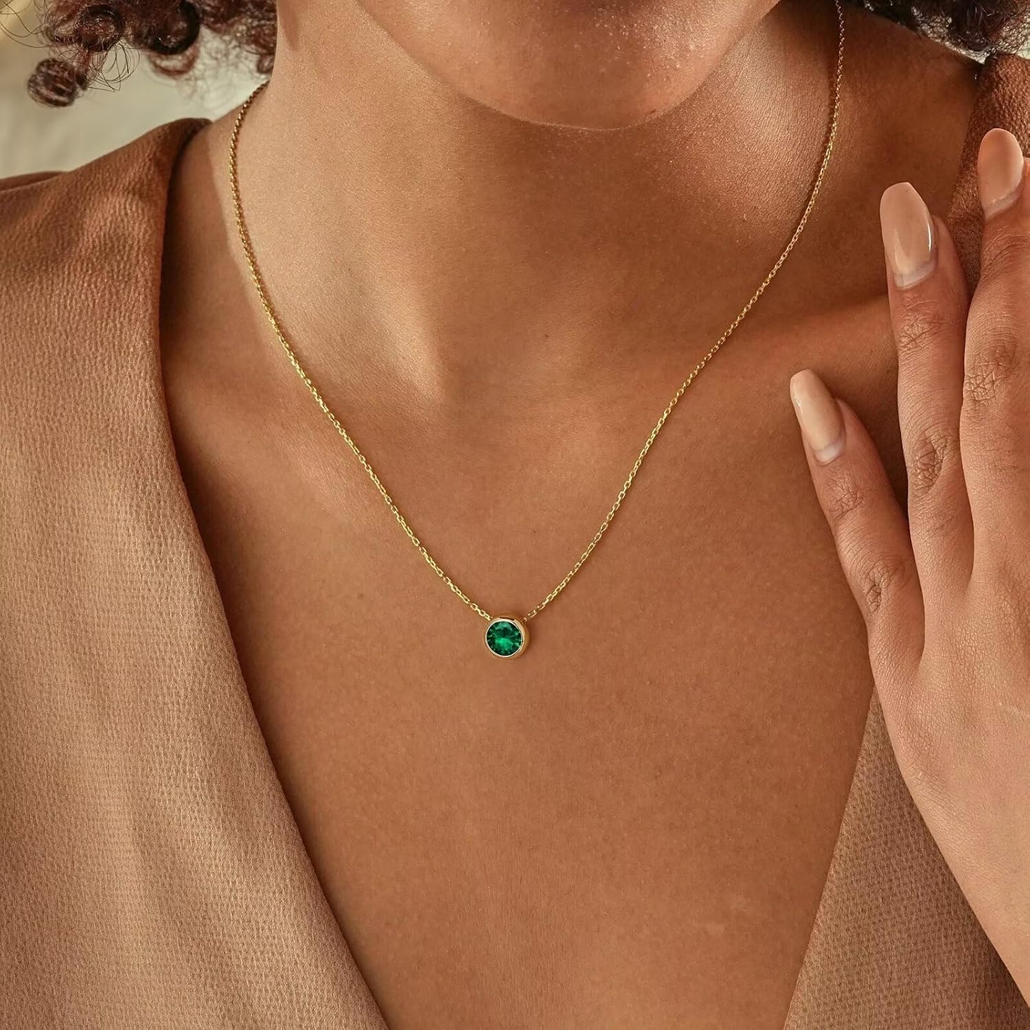 Detalle de TINGN Geburtsstein Kette Damen – 18K Gold Vergoldet Anhänger Halskette (16" + 2.5")
