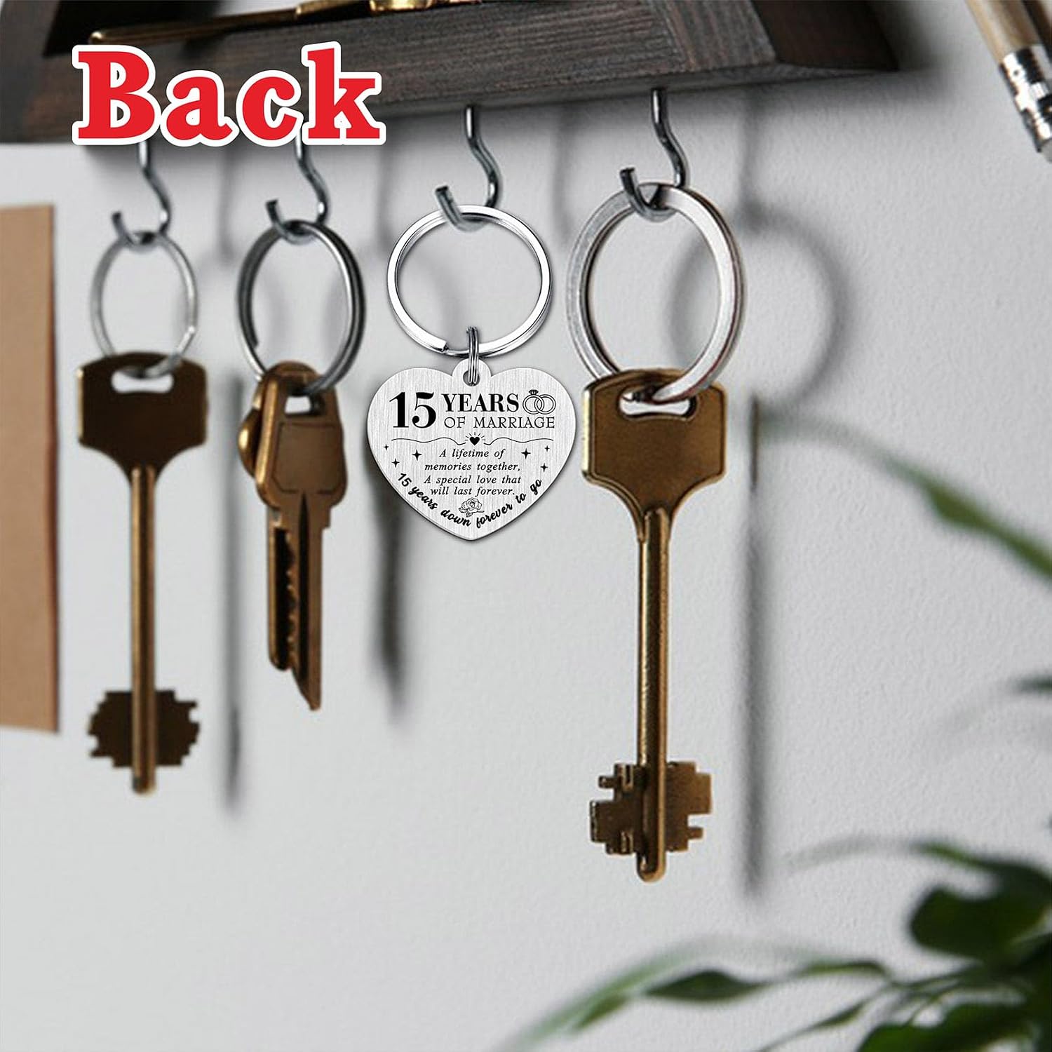 Detalle de Tangvo Double-Sided Engraved Heart Anniversary Keychain – 15th Wedding Anniversary Gift for Him or Her