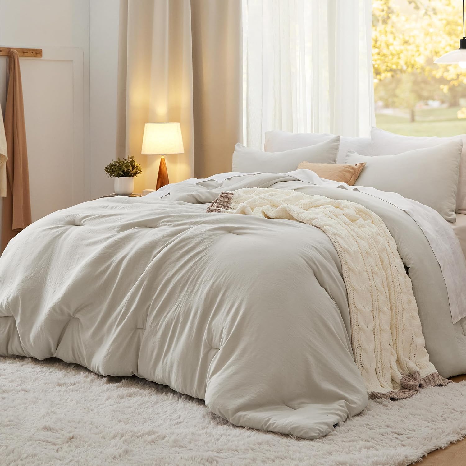 Detalle de Bedsure BB349B2 Queen Comforter Set, Beige, Prewashed and Machine-Washable