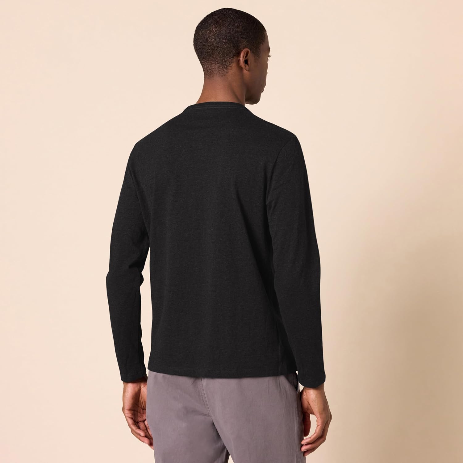 Detalle 2 de Amazon Essentials Slim-Fit Long Sleeve T-Shirt