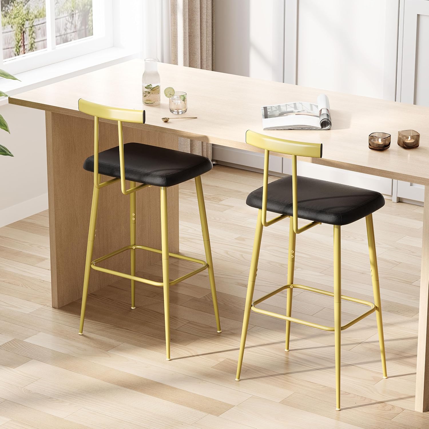 Detalle de YAUKTAK Sgabelli Bar Set di 2 - Design moderno con poggiapiedi e schienale in PU, rivestimento nero/oro/dorato