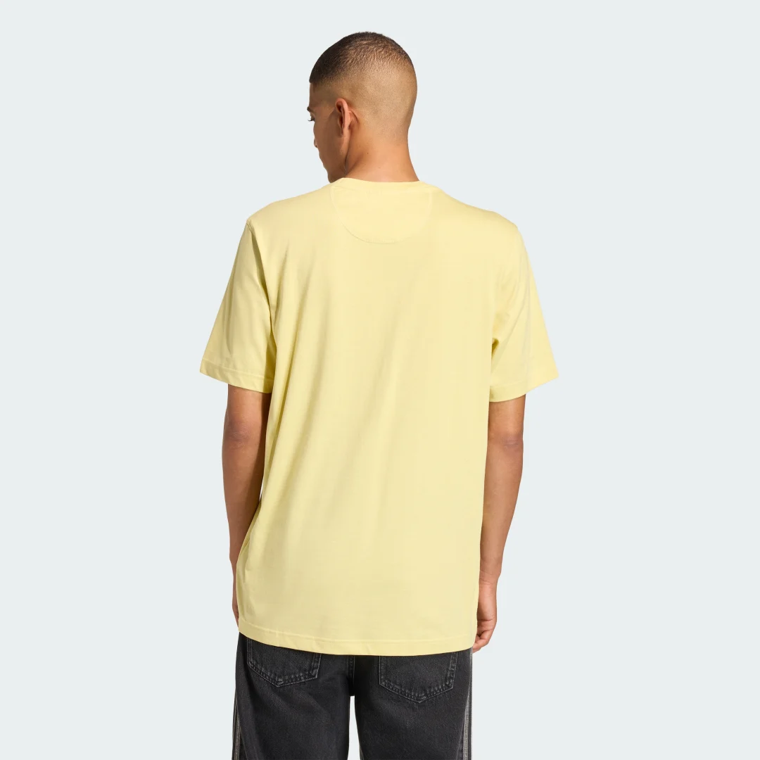 Detalle 2 de adidas Camiseta holgada manga corta Essential en amarillo
