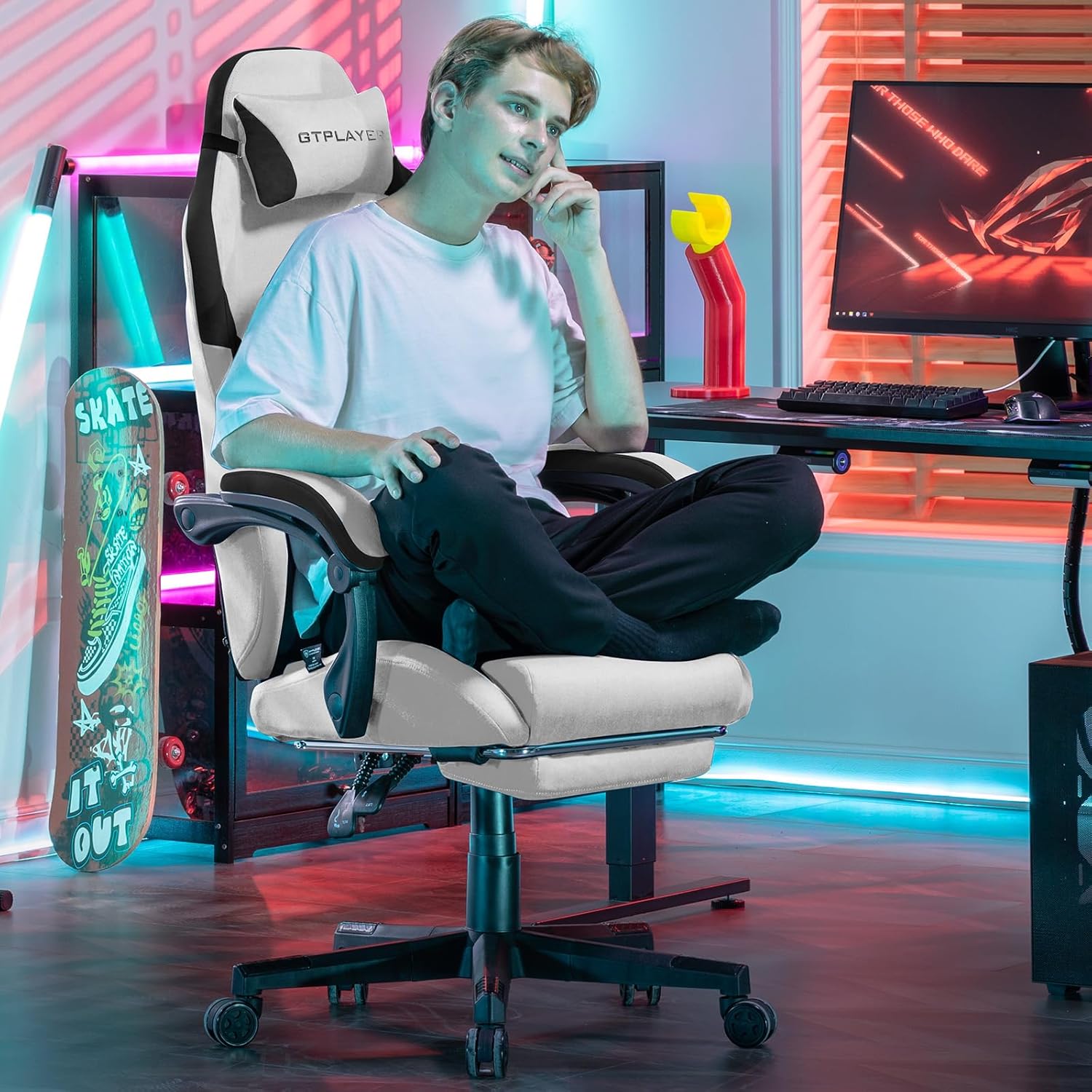 Detalle 2 de GTPLAYER Gaming Stuhl – Ergonomischer Stoff-Gamer-Stuhl mit Lendenwirbelstütze, breite Rückenlehne, 150 kg Belastbarkeit, Grau