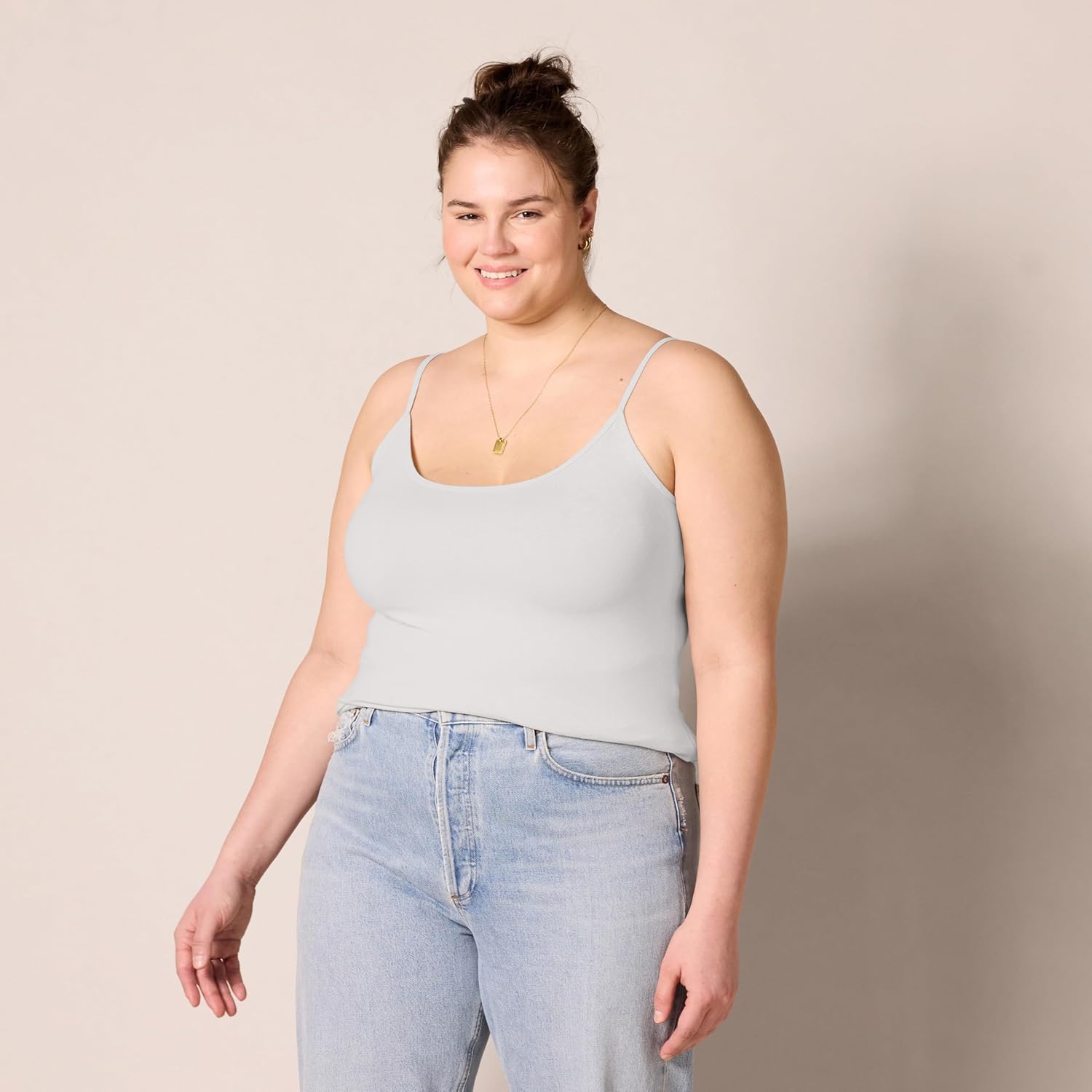 Thumbnail 5 de Amazon Essentials Women’s Slim-Fit Camisole
