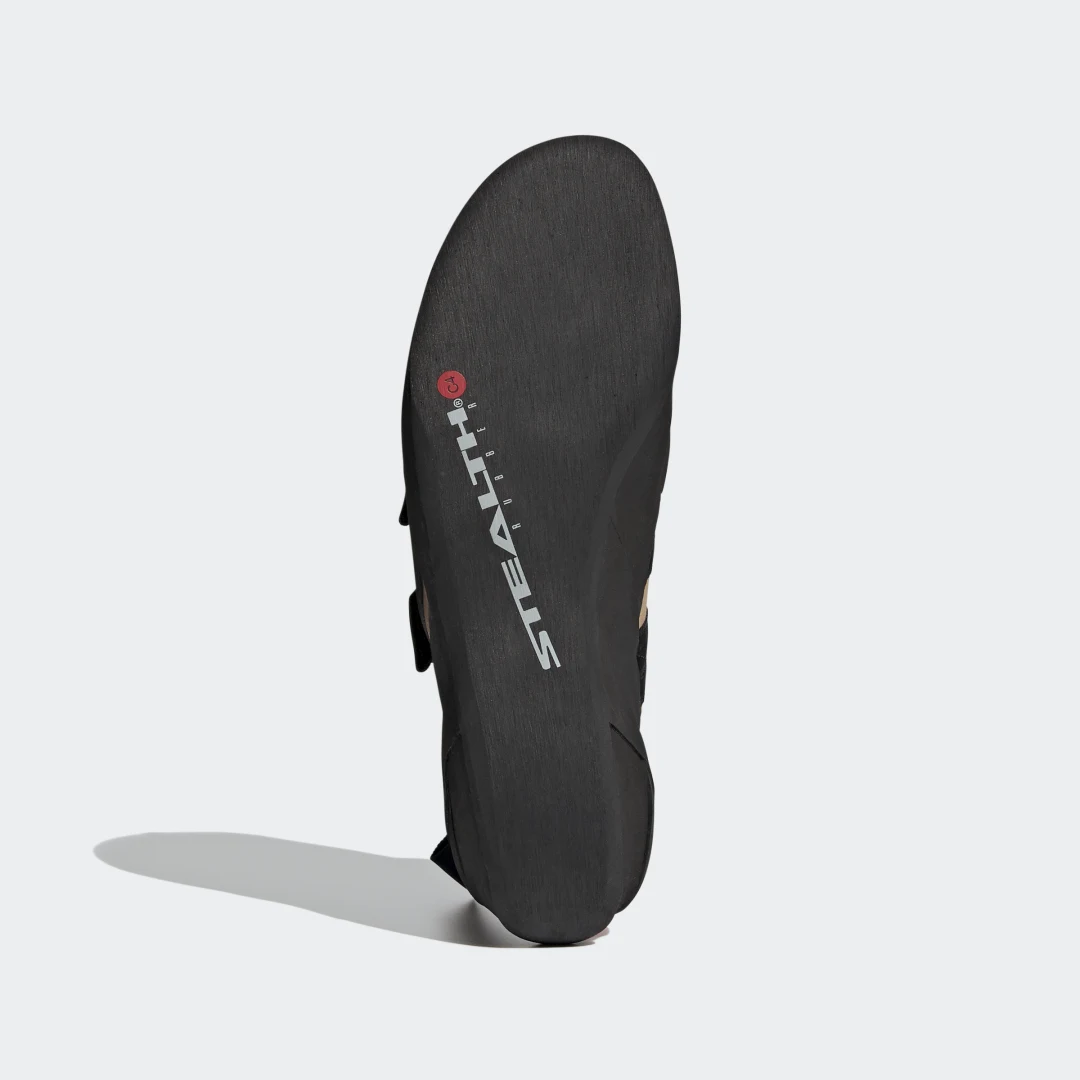 Detalle de Pie de gato Five Ten NIAD VCS de Adidas: ¿merece la pena para escalada exigente en interior y roca?