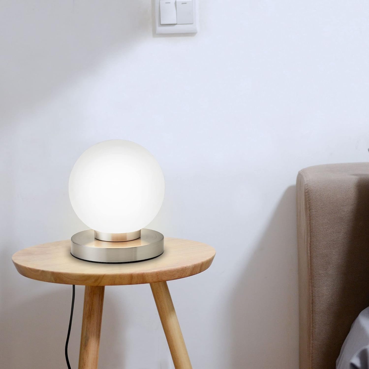 Thumbnail 2 de B.K.Licht Nachttischlampe mit Touch – dimmbar, E14, Glaskugel Weiß, matt-nickel