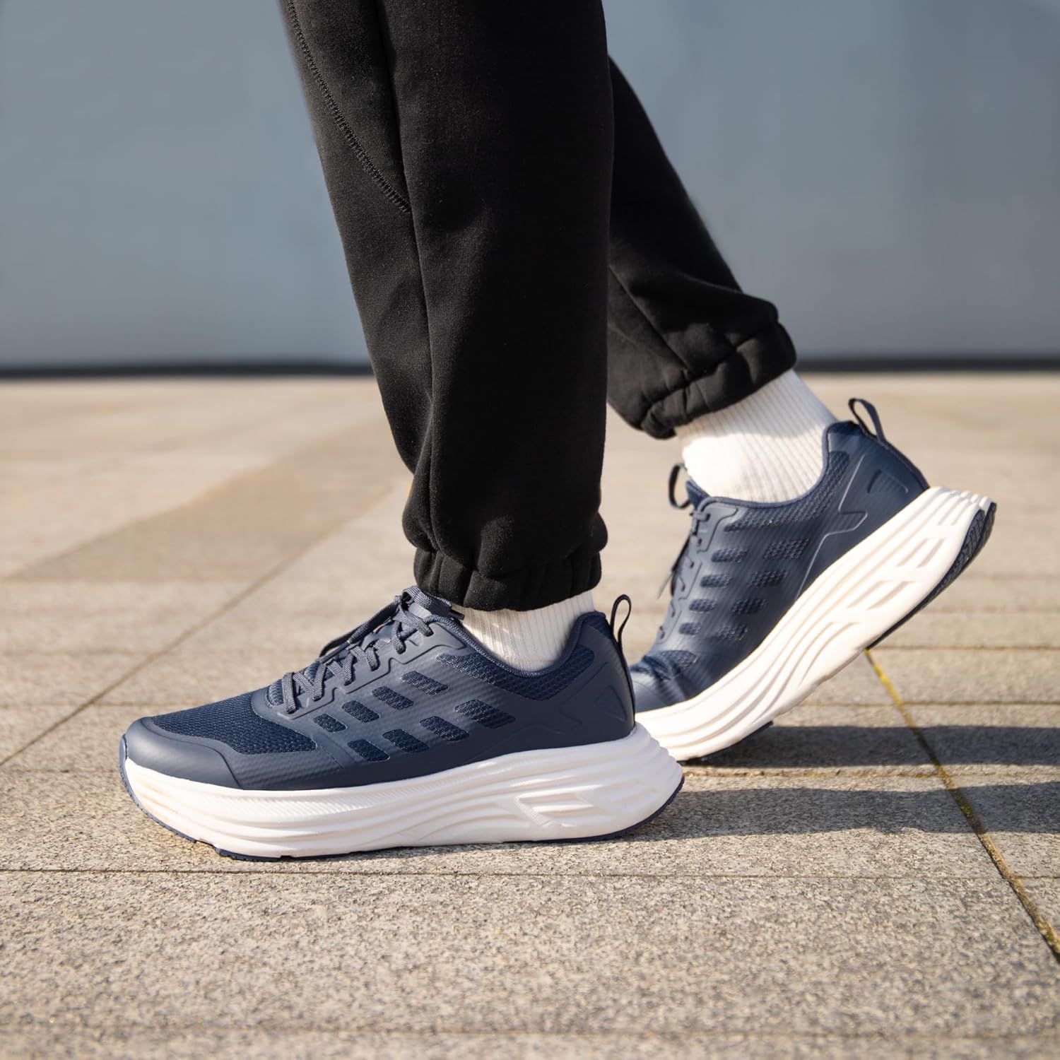 Detalle de NORTIV 8 Men’s Walking Running Tennis Cushioning Shoes with ActiveFloat Non Slip