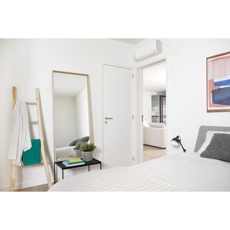 Detalle 2 de Daikin AXF25F Split WiFi 2500W: climatización eficiente para una habitación