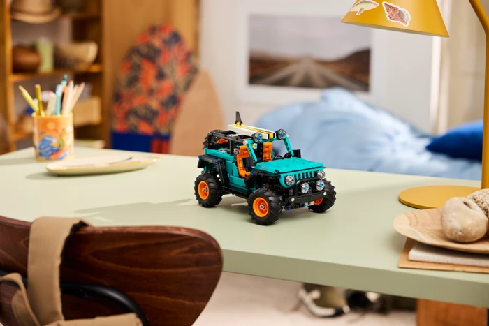 Detalle de LEGO Technic Jeep Wrangler Rubicon Geländewagen 42227 – technischer Geländeliner mit echter Lenkung