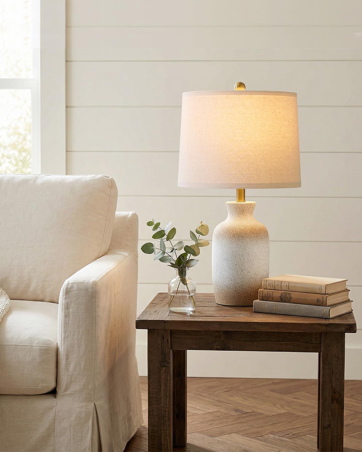 Detalle de PoKat Ceramic Table Lamp, 24-Inch