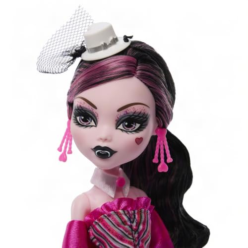 Thumbnail 1 de Monster High Dawn of the Dance Draculaura Reproduction Doll