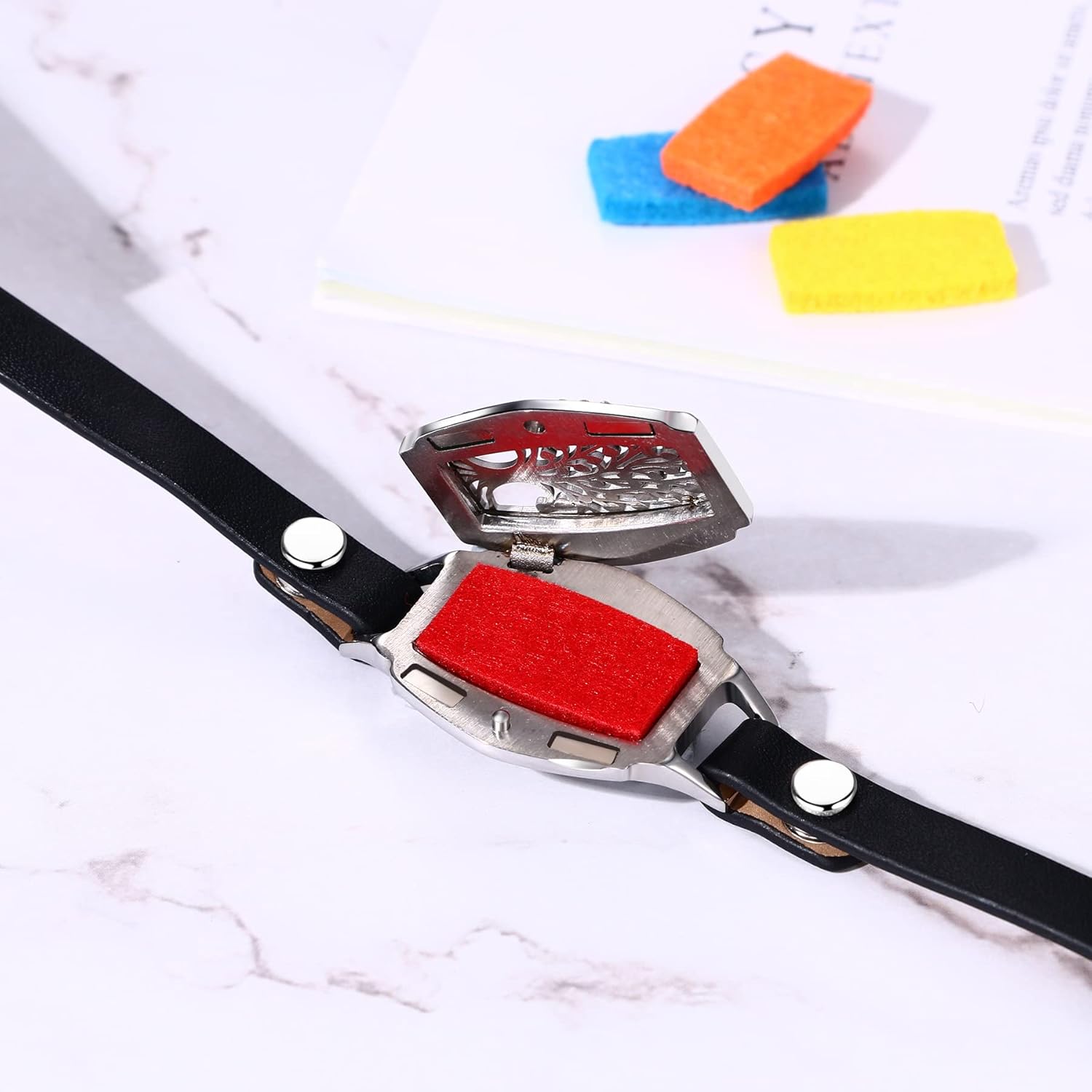 Thumbnail 4 de Cupimatch Bracelet Diffuseur d'huiles Essentielles Arbre de Vie en Acier Inoxydable avec 10 Cushions et Emballage Cadeau