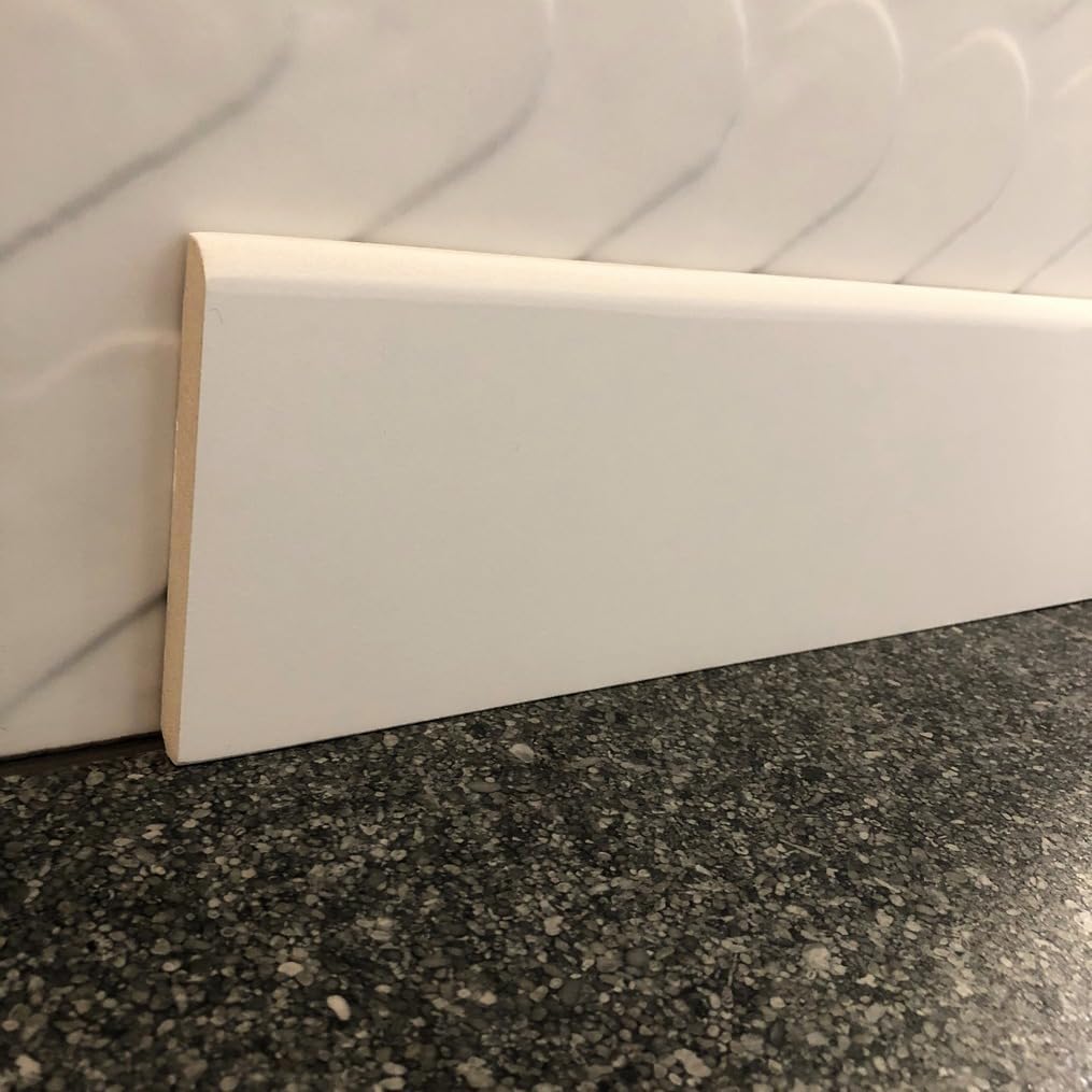 Detalle 2 de MadeInNature Plinthe Bois Blanc Pré-peint – hauteur 10 cm, longueur personnalisable