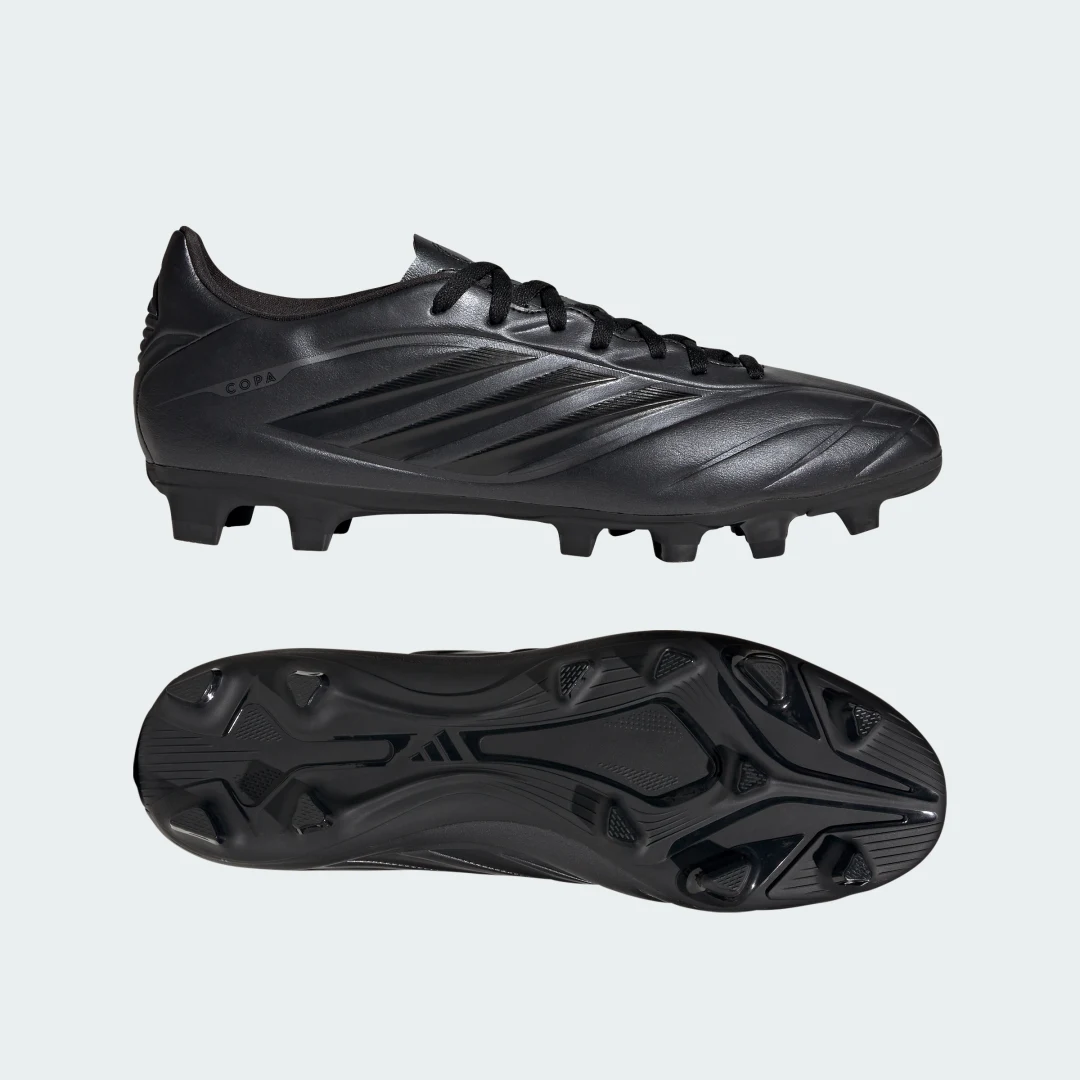 Detalle de Bota COPA PURE IV CLUB de Adidas para césped natural seco y multisuperficie