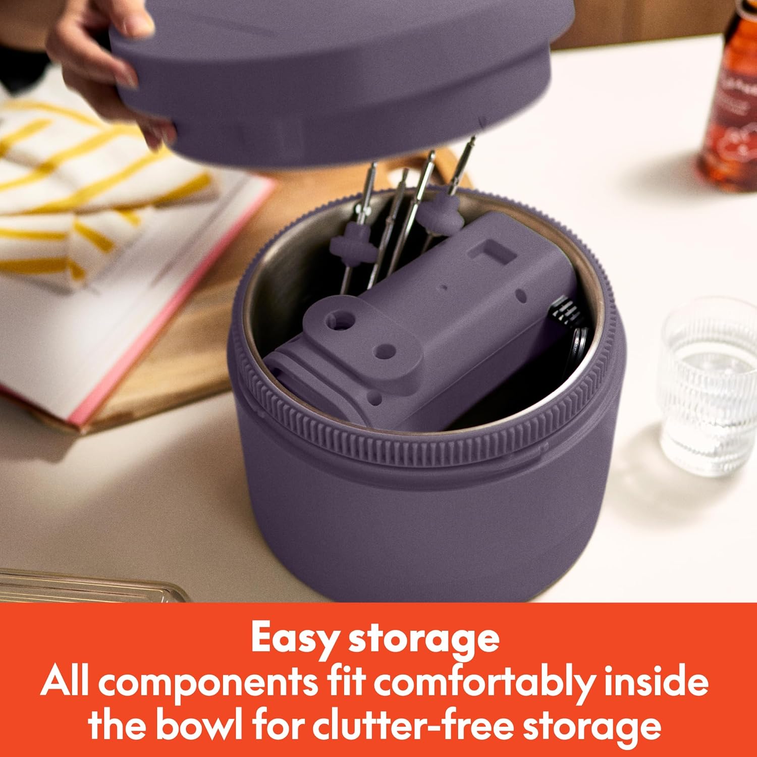 Detalle de bella 3.5 Qt Hand & Stand Mixer (2-in-1 Handheld + Stand), 200 Watt, Plum