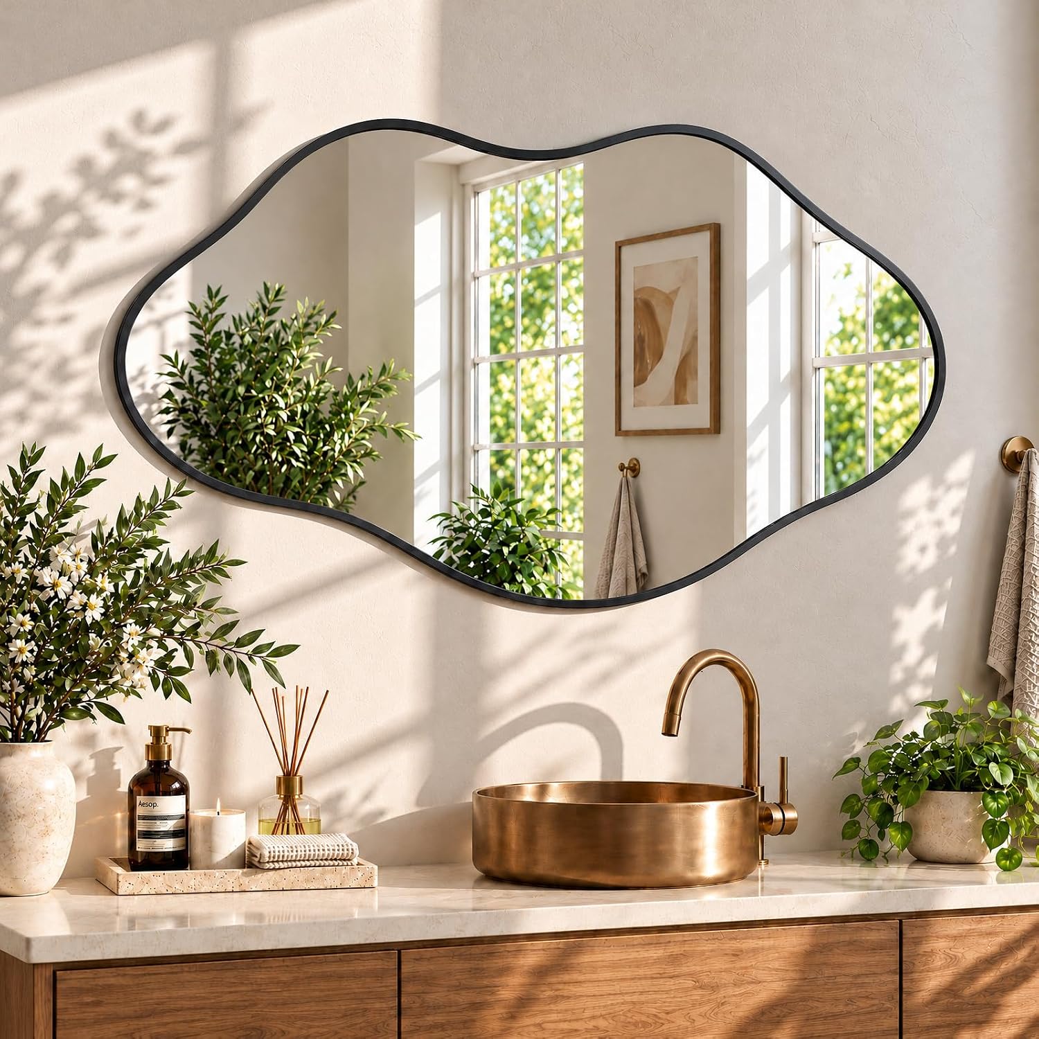 Detalle de Clevich HX-001 asymmetrische wandspiegel, zwart aluminium frame, 60 x 100 cm