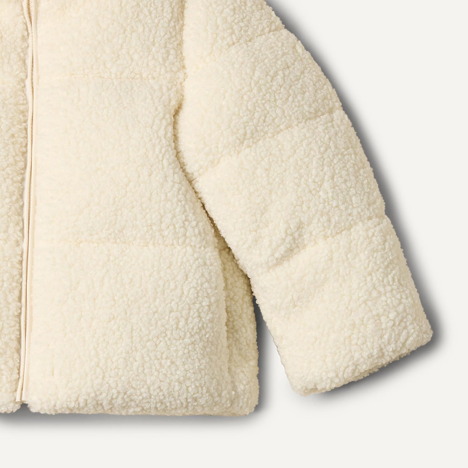 Thumbnail 3 de Amazon Essentials x Sofia Grainge Teddy Puffer Jacket for Babies, Toddlers and Kids
