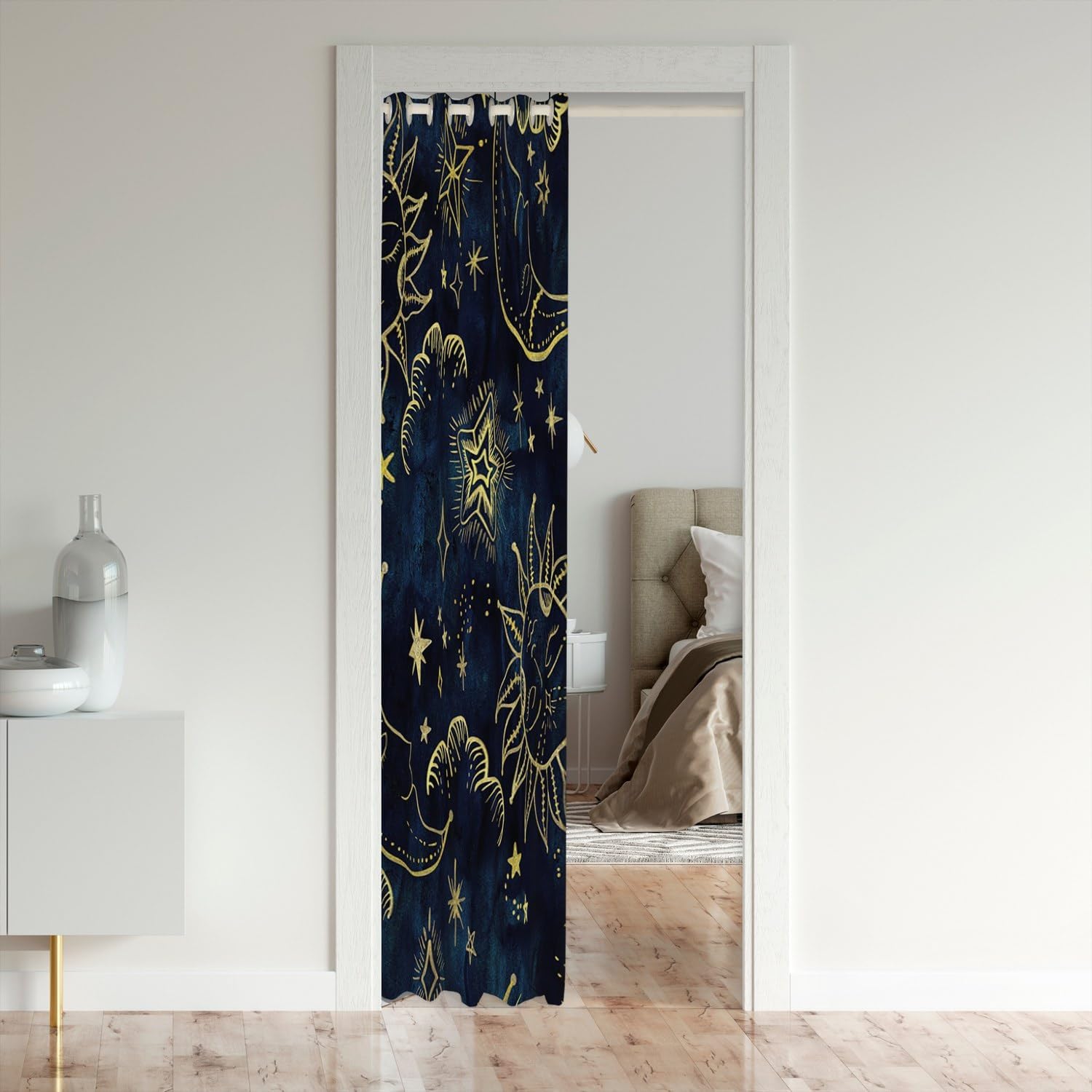 Detalle de Loussiesd Sun and Moon Door Curtain for Kids’ Boho Rooms – 80–86cm Insulated Velvet Panel