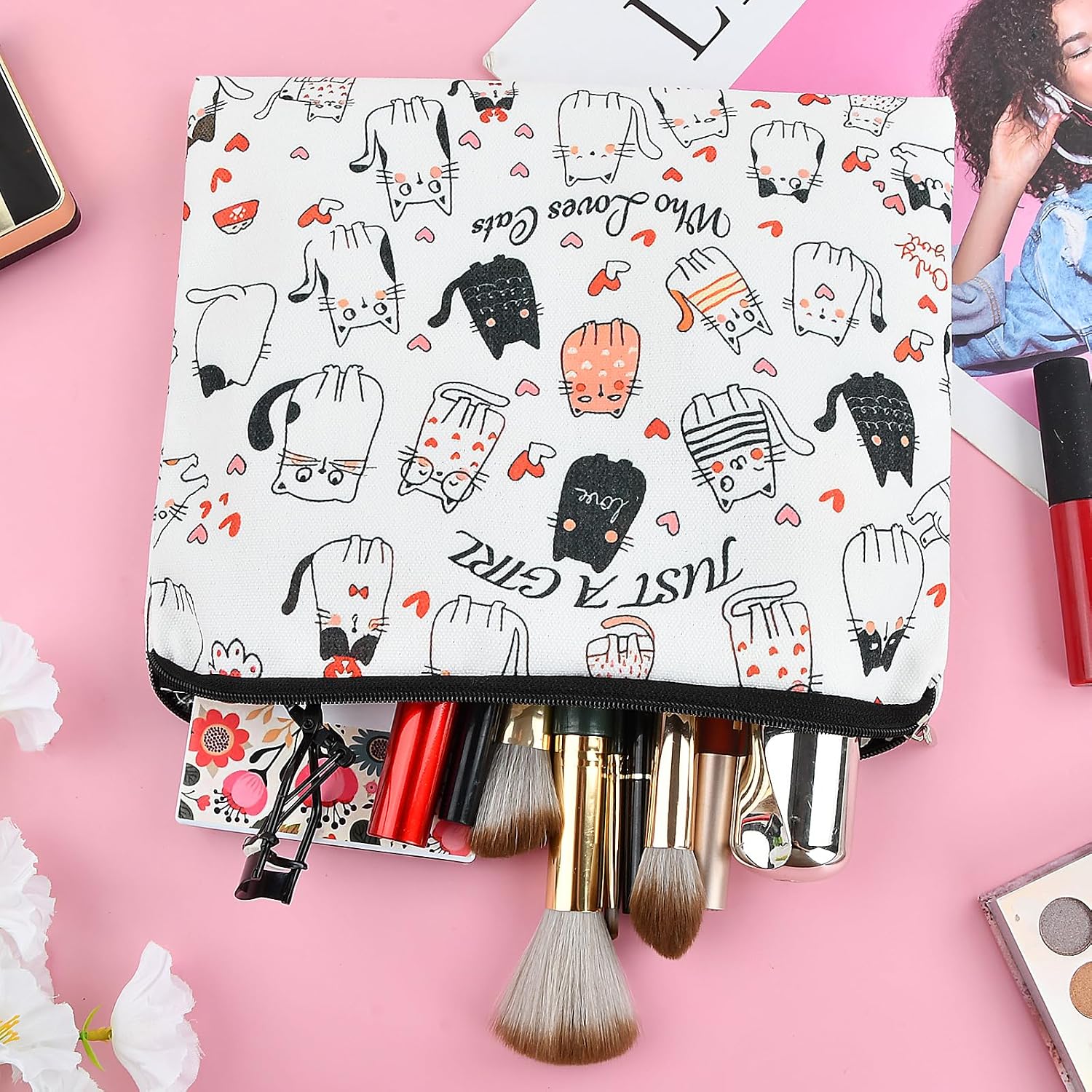 Thumbnail 5 de Cat Makeup Bag with Just a Girl Who Loves Cats Keychain – Portable, Lightweight Pouch for Cat Lovers