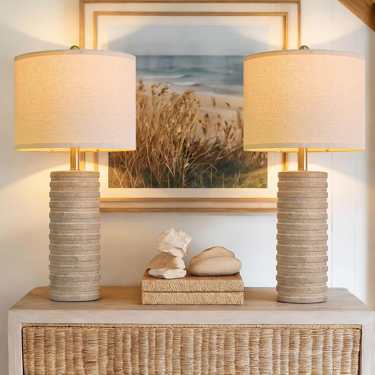 Detalle 2 de PoKat 27-Inch Farmhouse Table Lamp Set of 2, Distressed Ceramic