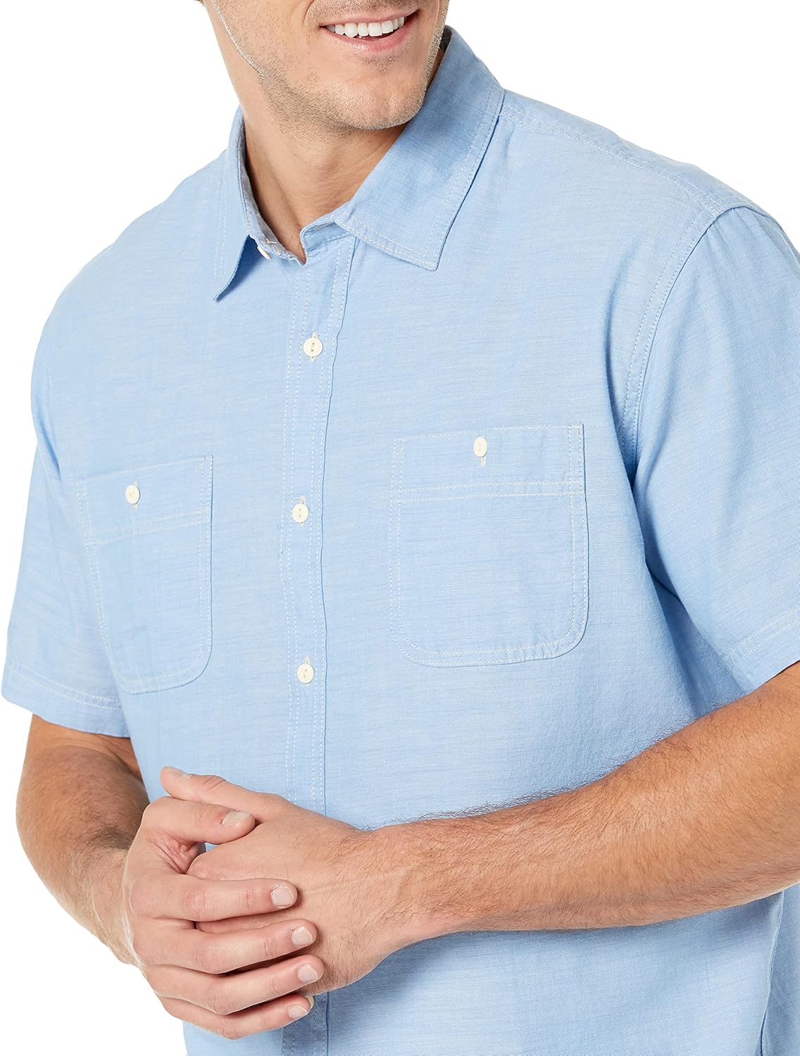 Thumbnail 2 de Amazon Essentials Herren Chambray-Hemd mit kurzen Ärmeln (normale Passform)