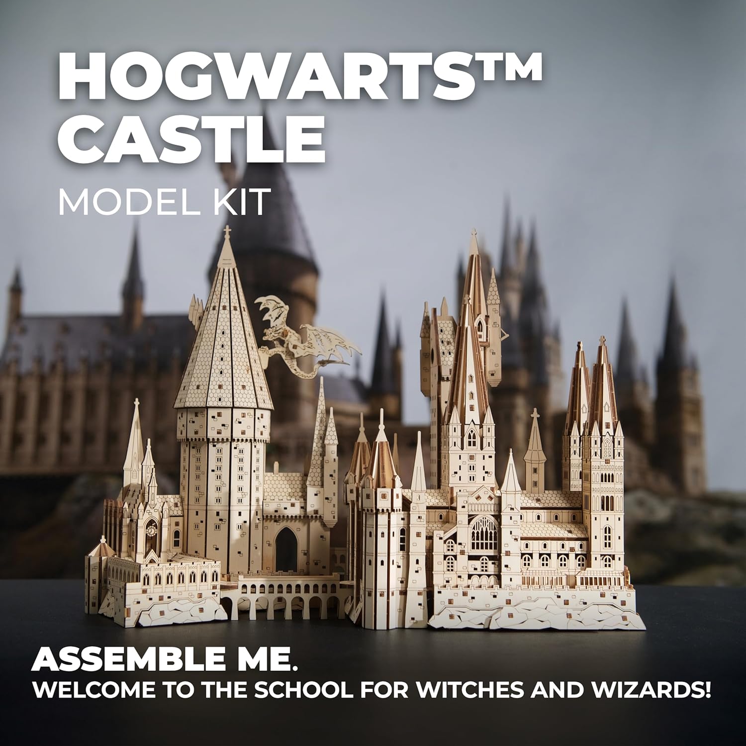 Detalle 2 de Ugears Harry Potter Hogwarts Castle 3D Wood Puzzle for Adults