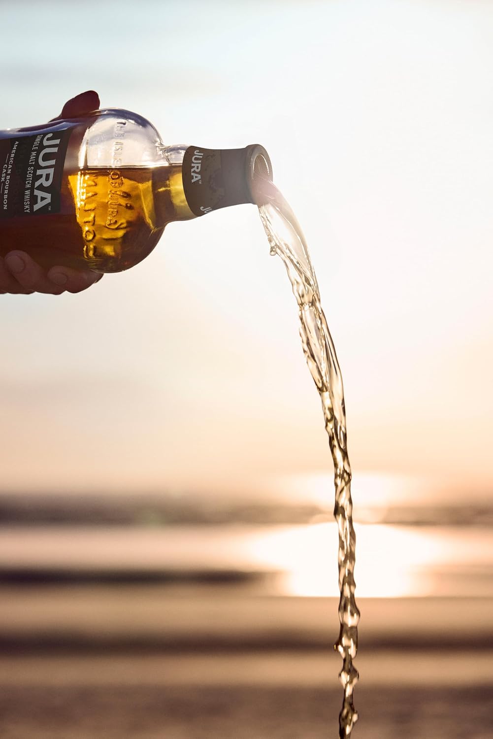 Thumbnail 6 de Jura Bourbon Cask Single Malt Scotch Whisky 70cl — A Gentle Introduction to Jura's House Style