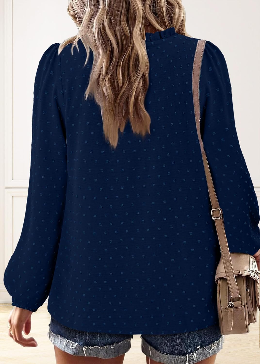 Detalle de onlypuff Women's V-Neck Swiss Dot Ruffle Tunic Top, Long Sleeves