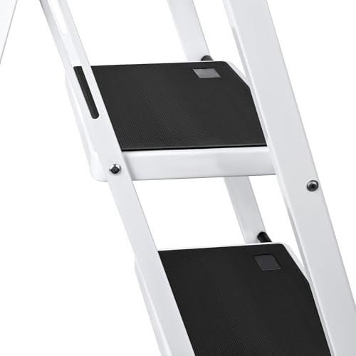 Detalle de Escalera Plegable de 4 Peldaños de Acero de T-LOVENDO.ES
