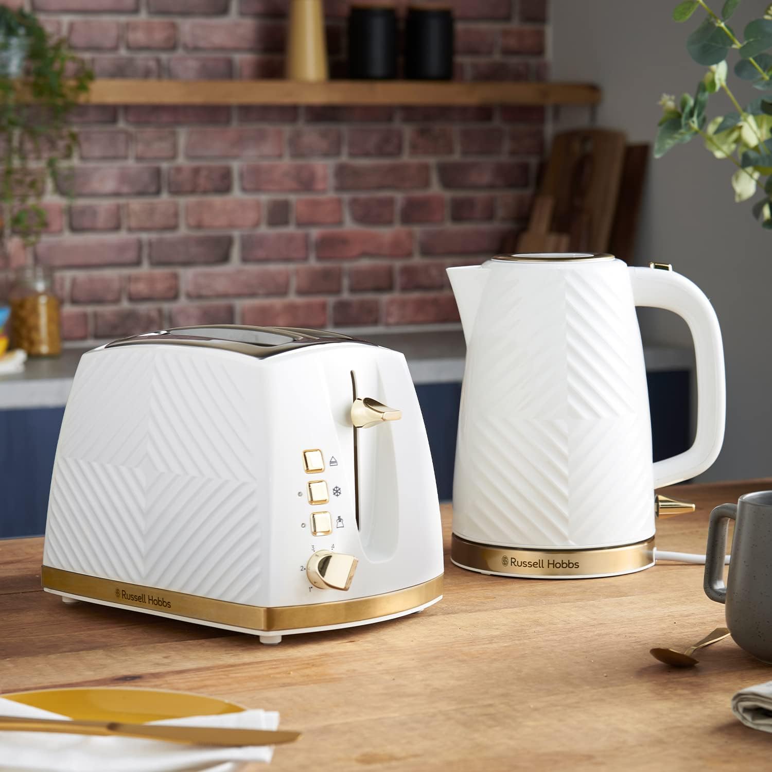 Thumbnail 2 de Russell Hobbs Groove 1.7L Cordless Kettle