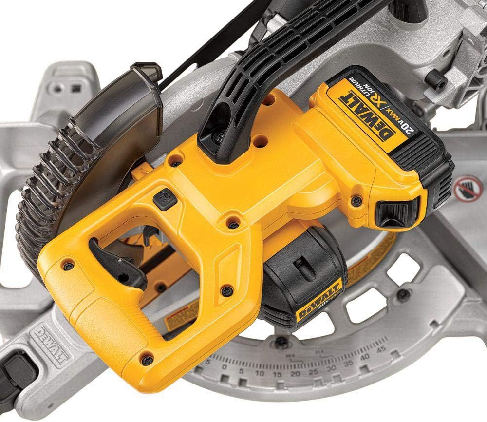 Detalle de DEWALT cordless mitre saw DCS361M1